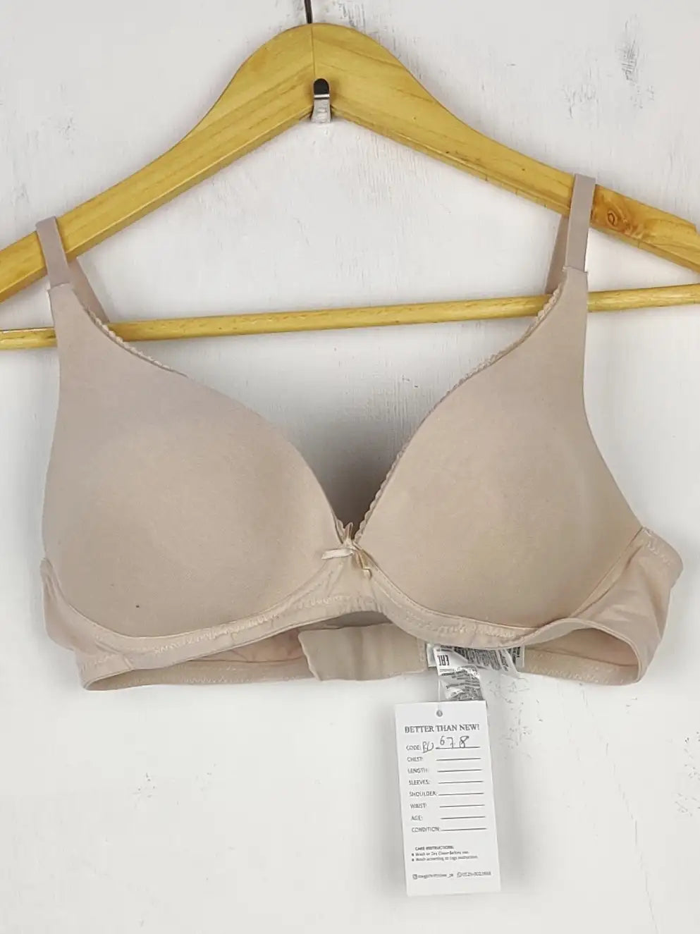 Buy online pre-used pre-loved 100% authentic & Original branded Marks & Spencer, Uk 34B (BU-678) available in Pakistan. Top international brands avilable.