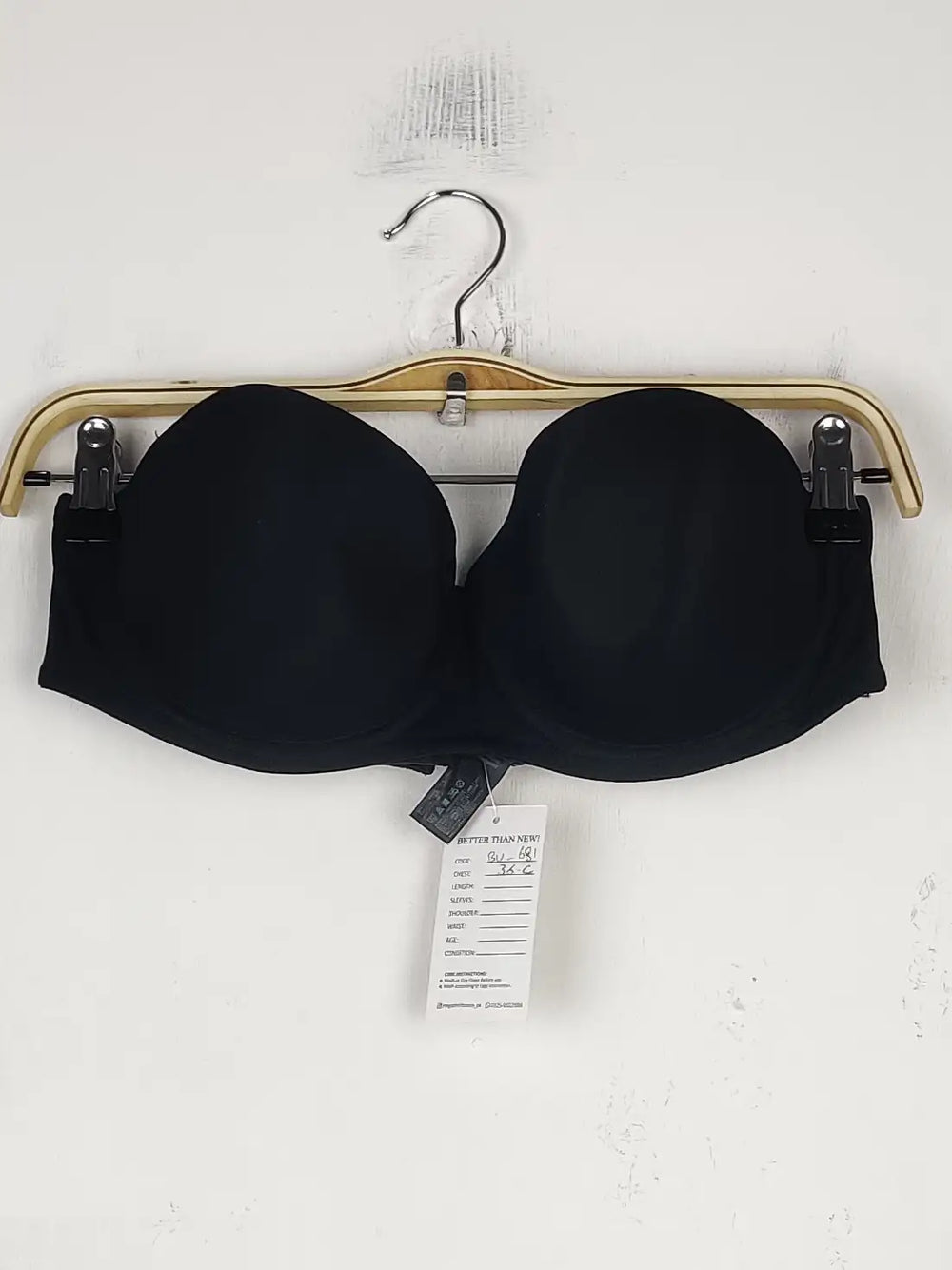 Buy online pre-used pre-loved 100% authentic & Original branded Debenhams, Uk 36C (BU-681) available in Pakistan. Top international brands avilable.