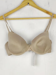 Buy online pre-used pre-loved 100% authentic & Original branded Unknown Brand, Uk 38C (BU-715) available in Pakistan. Top international brands avilable.