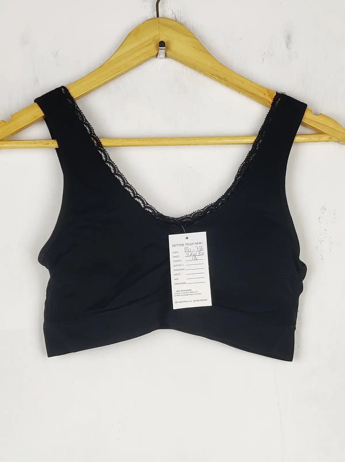 Buy online pre-used pre-loved 100% authentic & Original branded Unknown Brand (BU-716) available in Pakistan. Top international brands avilable.