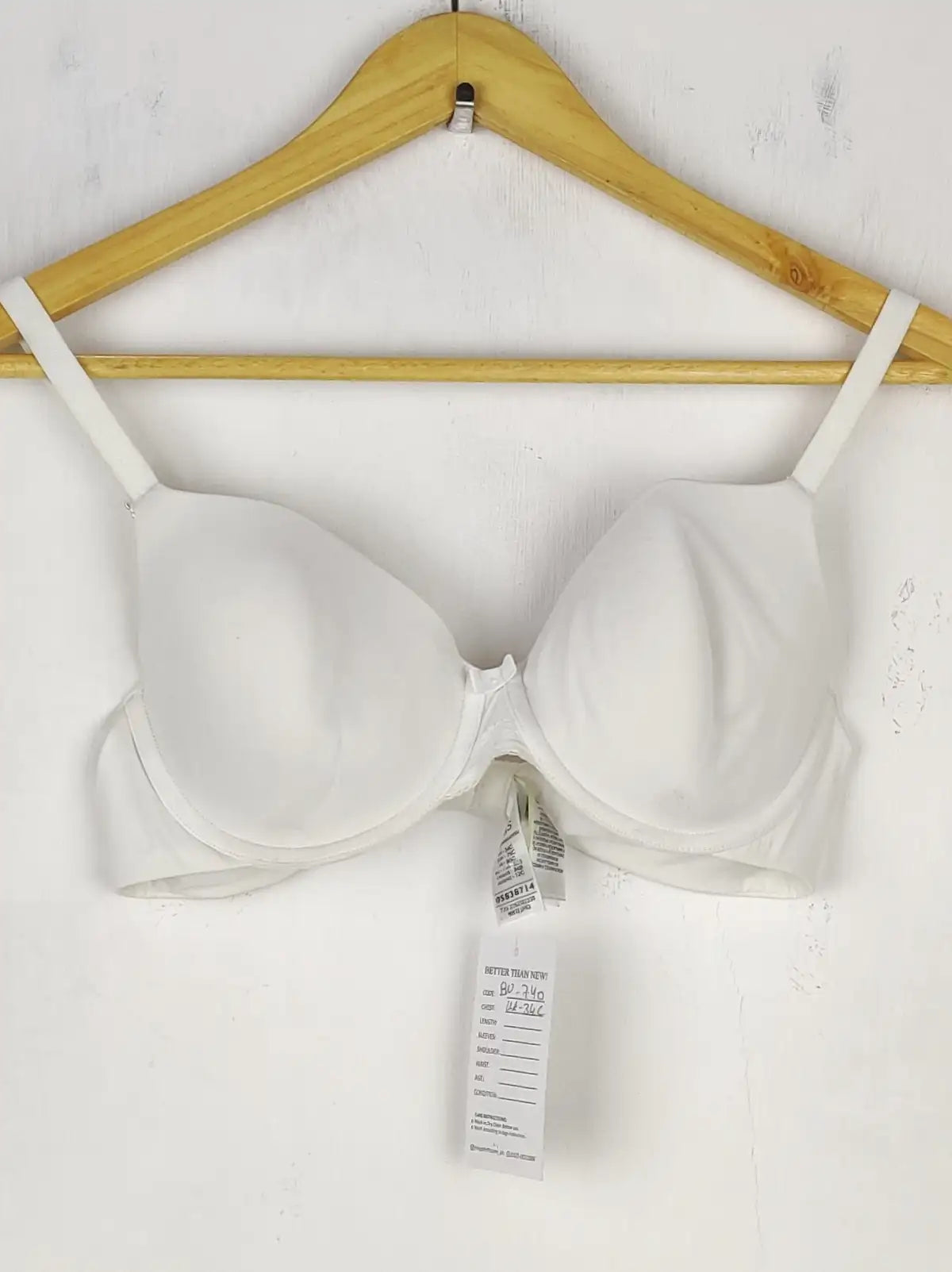 Buy online pre-used pre-loved 100% authentic & Original branded Marks & Spencer, Uk 34C (BU-740) available in Pakistan. Top international brands avilable.