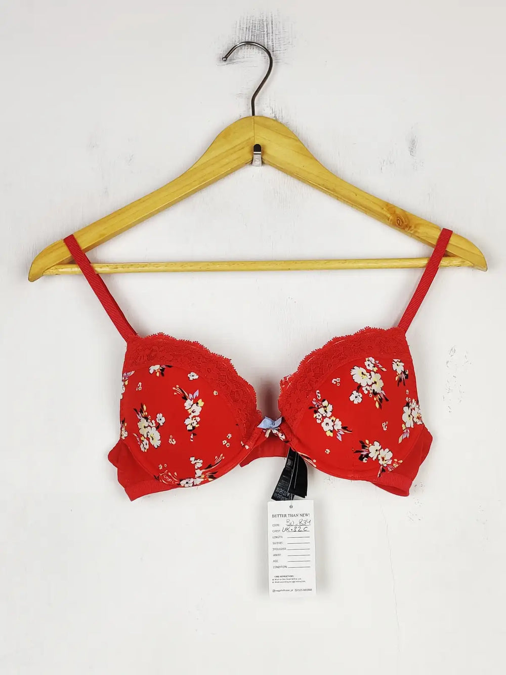 Buy online pre-used pre-loved 100% authentic & Original branded Marks & Spencer, Uk 32C (BU-834) available in Pakistan. Top international brands avilable.