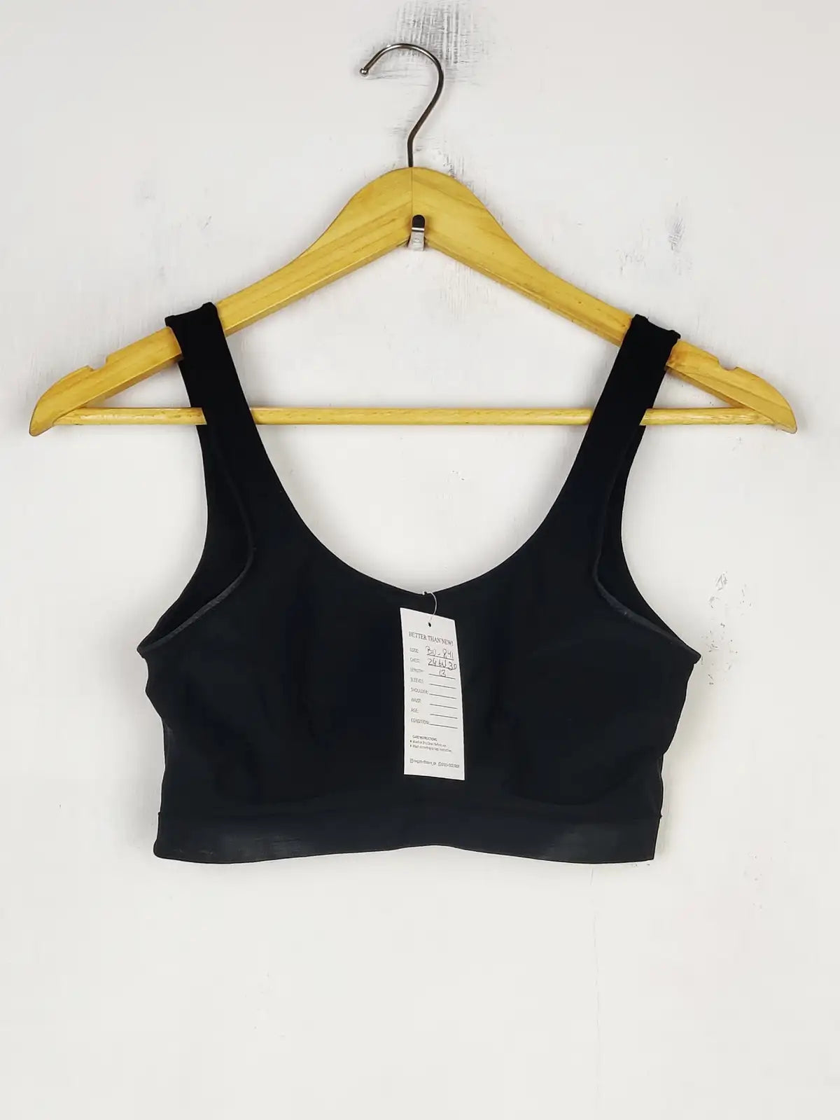 Buy online pre-used pre-loved 100% authentic & Original branded Unknown Brand (BU-841) available in Pakistan. Top international brands avilable.