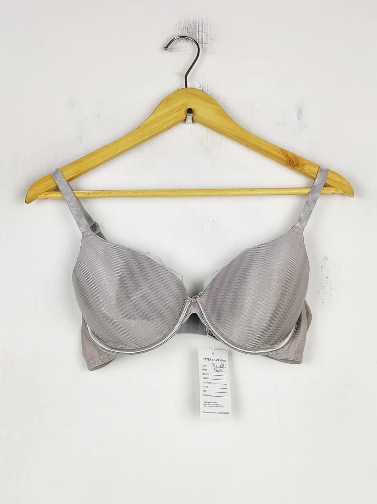 Buy online pre-used pre-loved 100% authentic & Original branded Tu, Uk 36C (BU-881) available in Pakistan. Top international brands avilable.