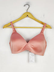 Buy online pre-used pre-loved 100% authentic & Original branded Marks & Spencer, Uk 34Dd (BU-891) available in Pakistan. Top international brands avilable.