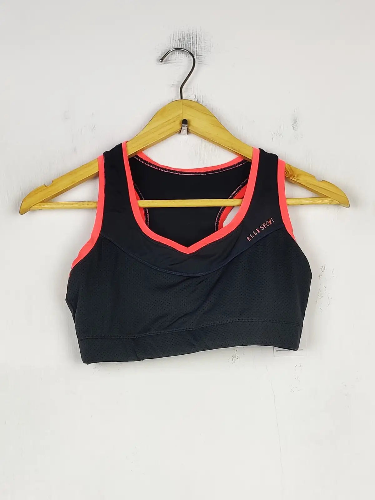 Buy online pre-used pre-loved 100% authentic & Original branded Unknown Brand (BU-920) available in Pakistan. Top international brands avilable.