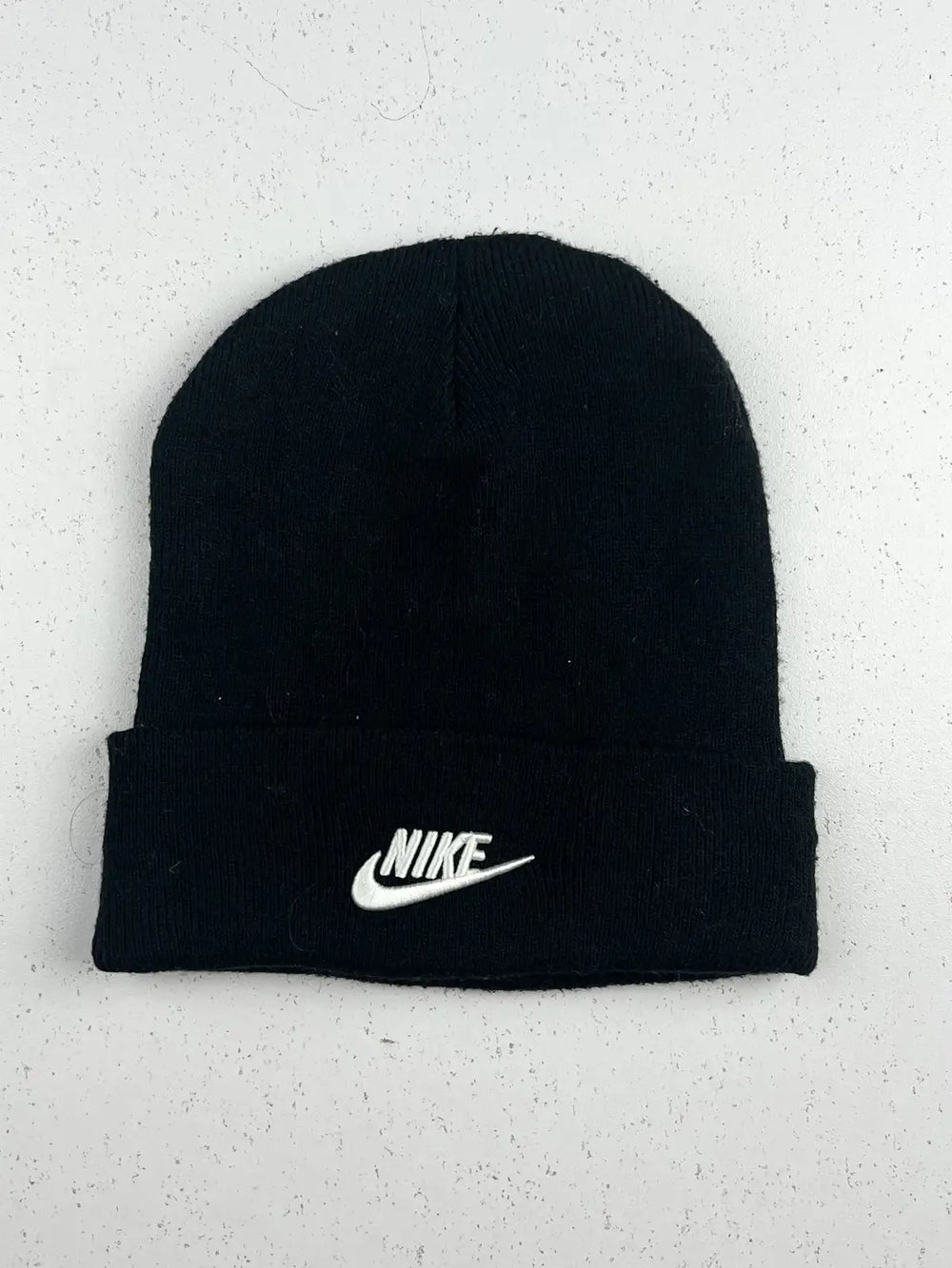 Buy online pre-used pre-loved 100% authentic & Original branded Nike (C-498) available in Pakistan. Top international brands avilable.