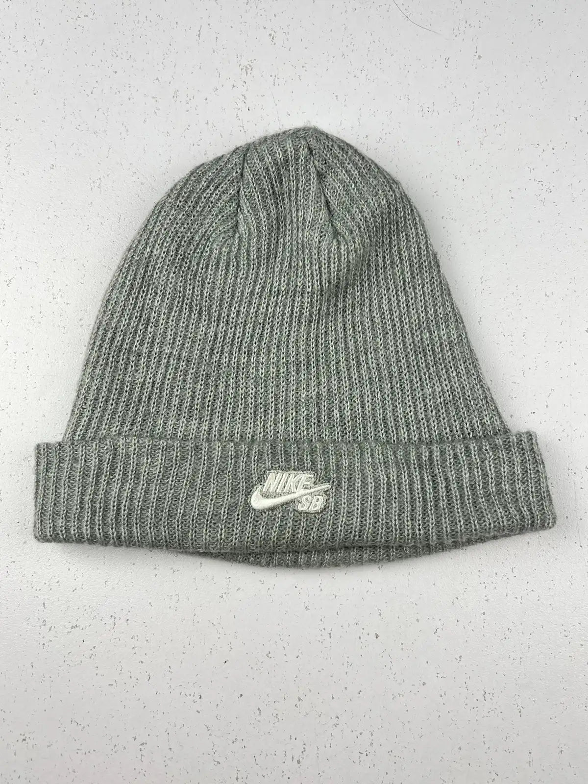 Buy online pre-used pre-loved 100% authentic & Original branded Nike (C-532) available in Pakistan. Top international brands avilable.