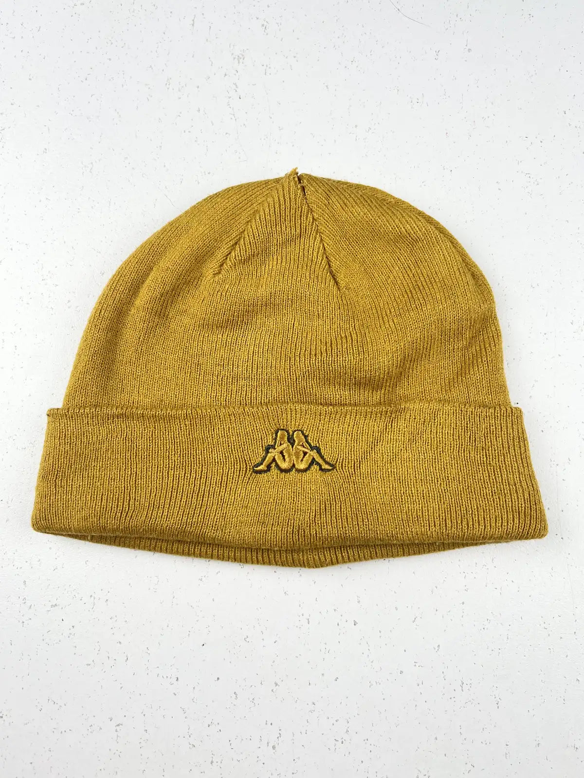 Buy online pre-used pre-loved 100% authentic & Original branded Kappa (C-533) available in Pakistan. Top international brands avilable.