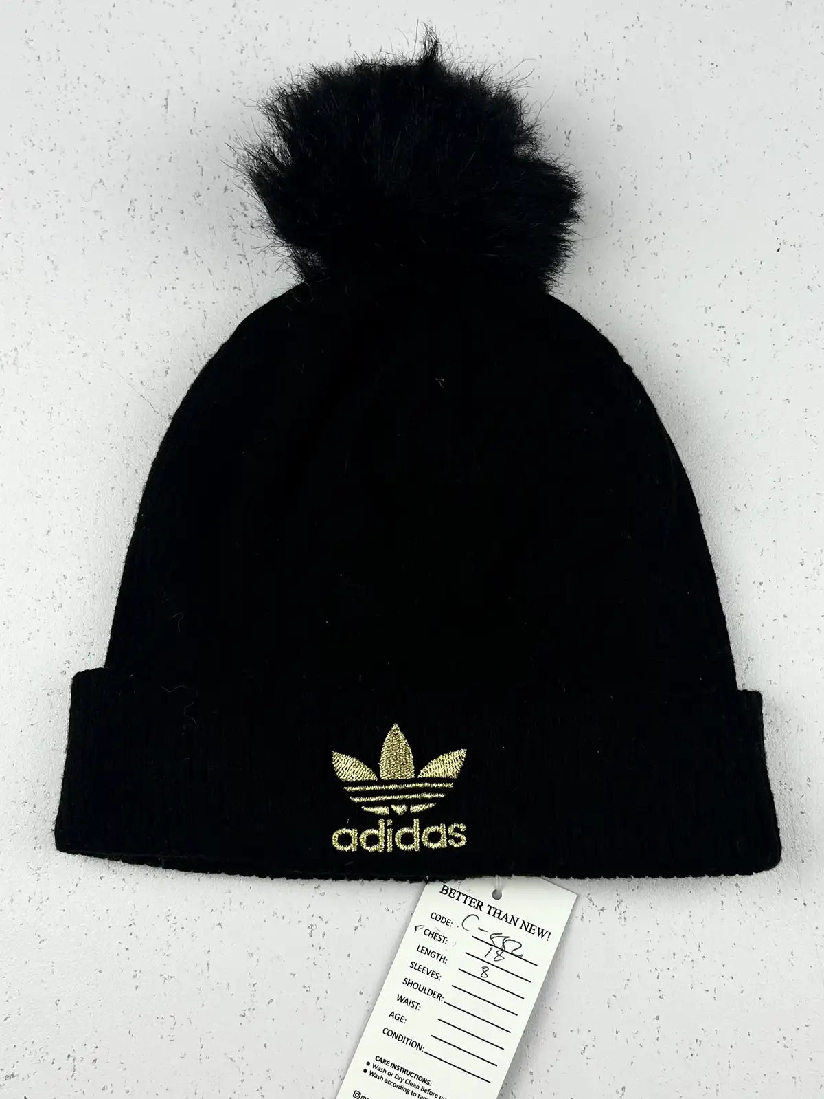 Buy online pre-used pre-loved 100% authentic & Original branded Adidas (C-552) available in Pakistan. Top international brands avilable.