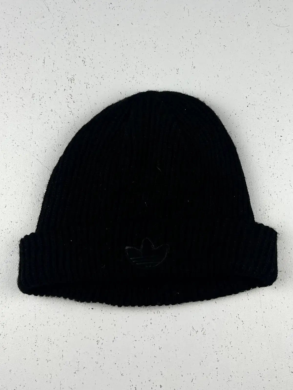 Buy online pre-used pre-loved 100% authentic & Original branded Adidas (C-560) available in Pakistan. Top international brands avilable.