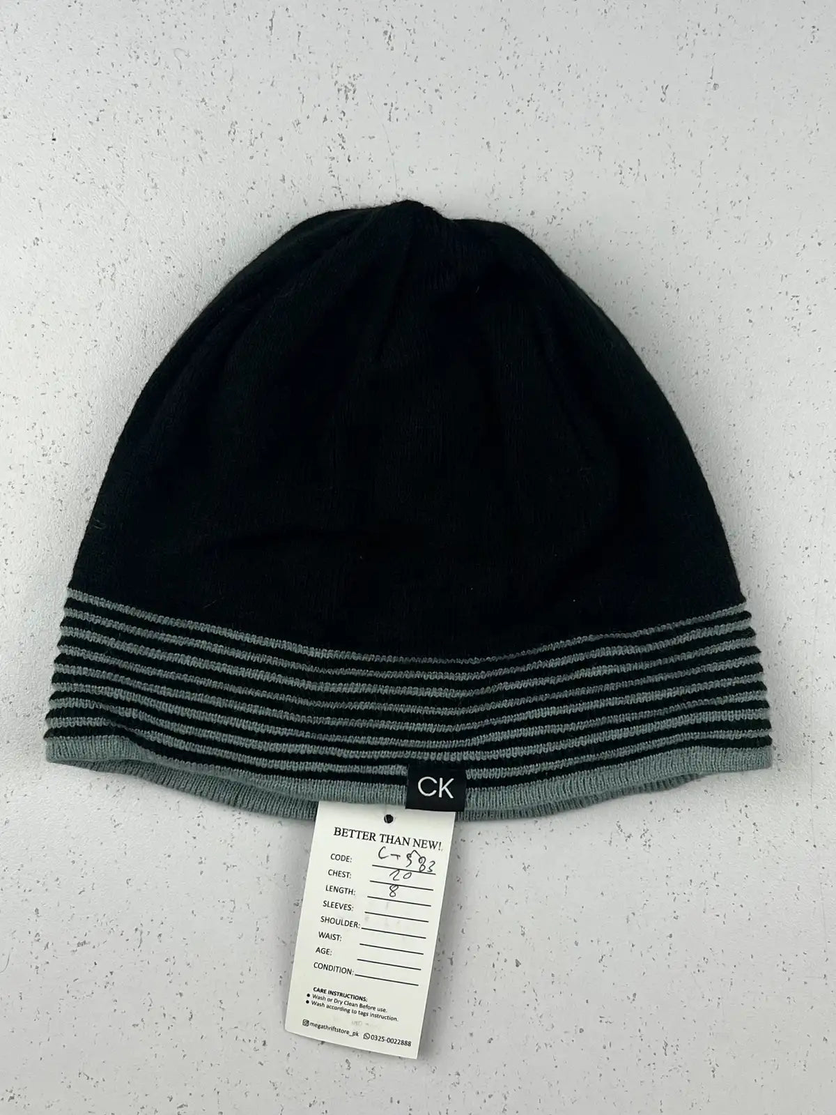 Buy online pre-used pre-loved 100% authentic & Original branded Calvin Klein (C-583) available in Pakistan. Top international brands avilable.