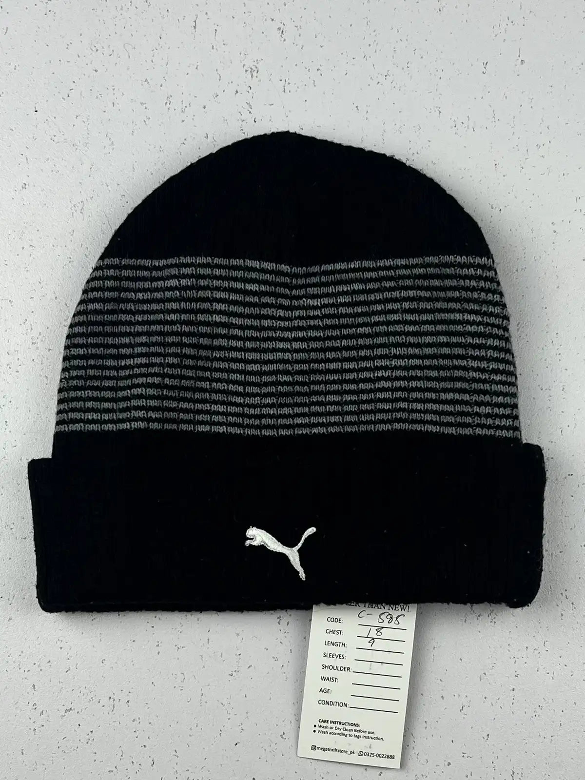 Buy online pre-used pre-loved 100% authentic & Original branded Puma (C-585) available in Pakistan. Top international brands avilable.