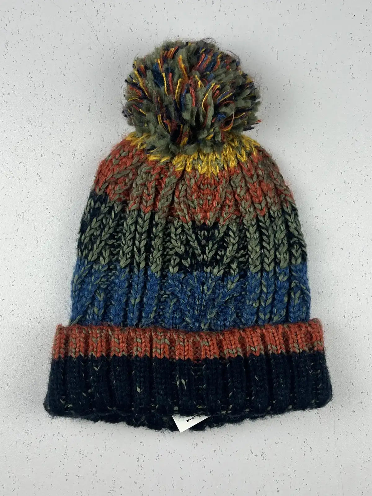 Buy online pre-used pre-loved 100% authentic & Original branded F&F (C-592) available in Pakistan. Top international brands avilable.