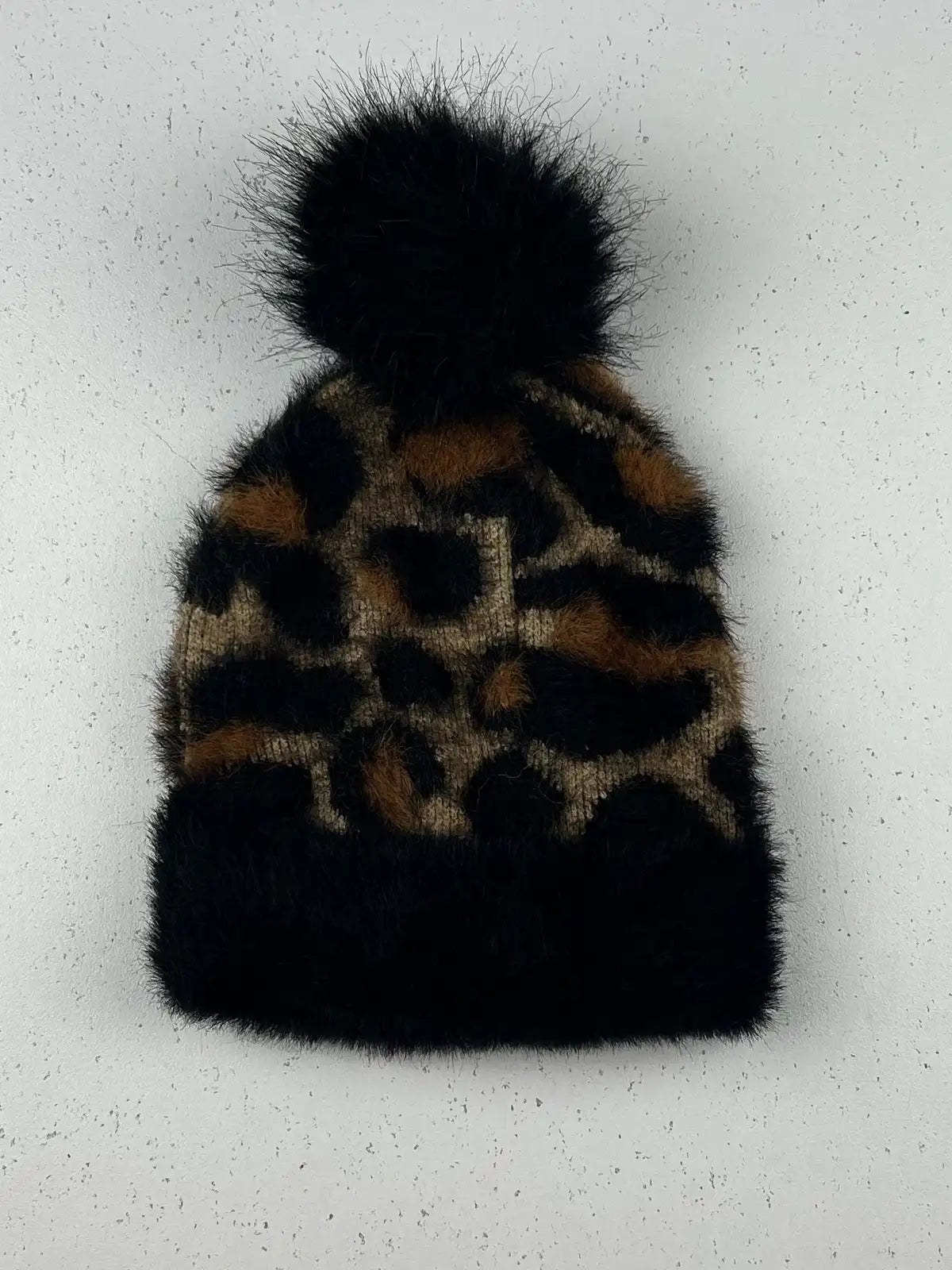 Buy online pre-used pre-loved 100% authentic & Original branded Peacocks (C-613) available in Pakistan. Top international brands avilable.