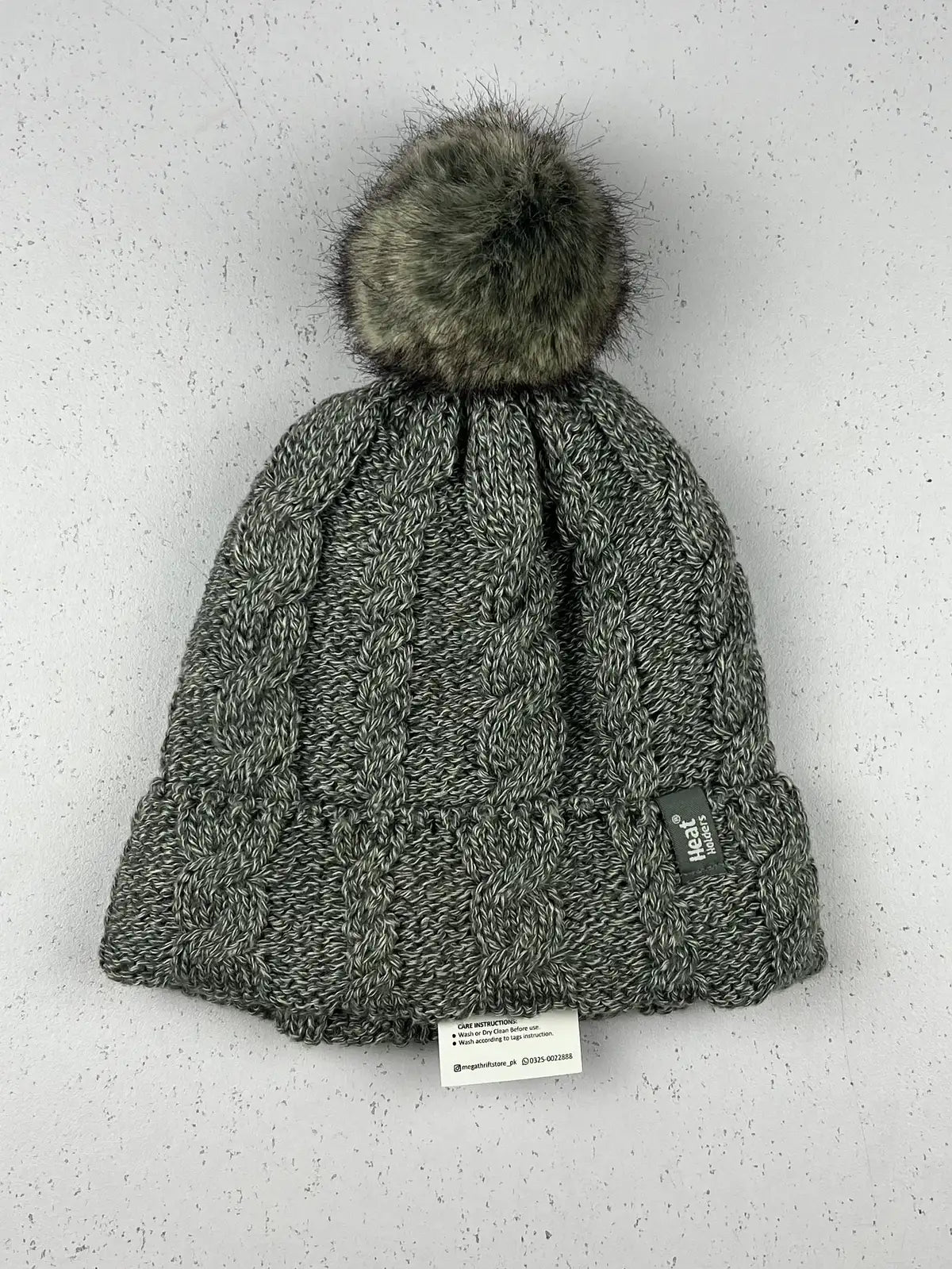 Buy online pre-used pre-loved 100% authentic & Original branded Heat Holders (C-616) available in Pakistan. Top international brands avilable.