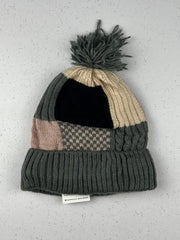 Buy online pre-used pre-loved 100% authentic & Original branded Unknown Brand (C-628) available in Pakistan. Top international brands avilable.