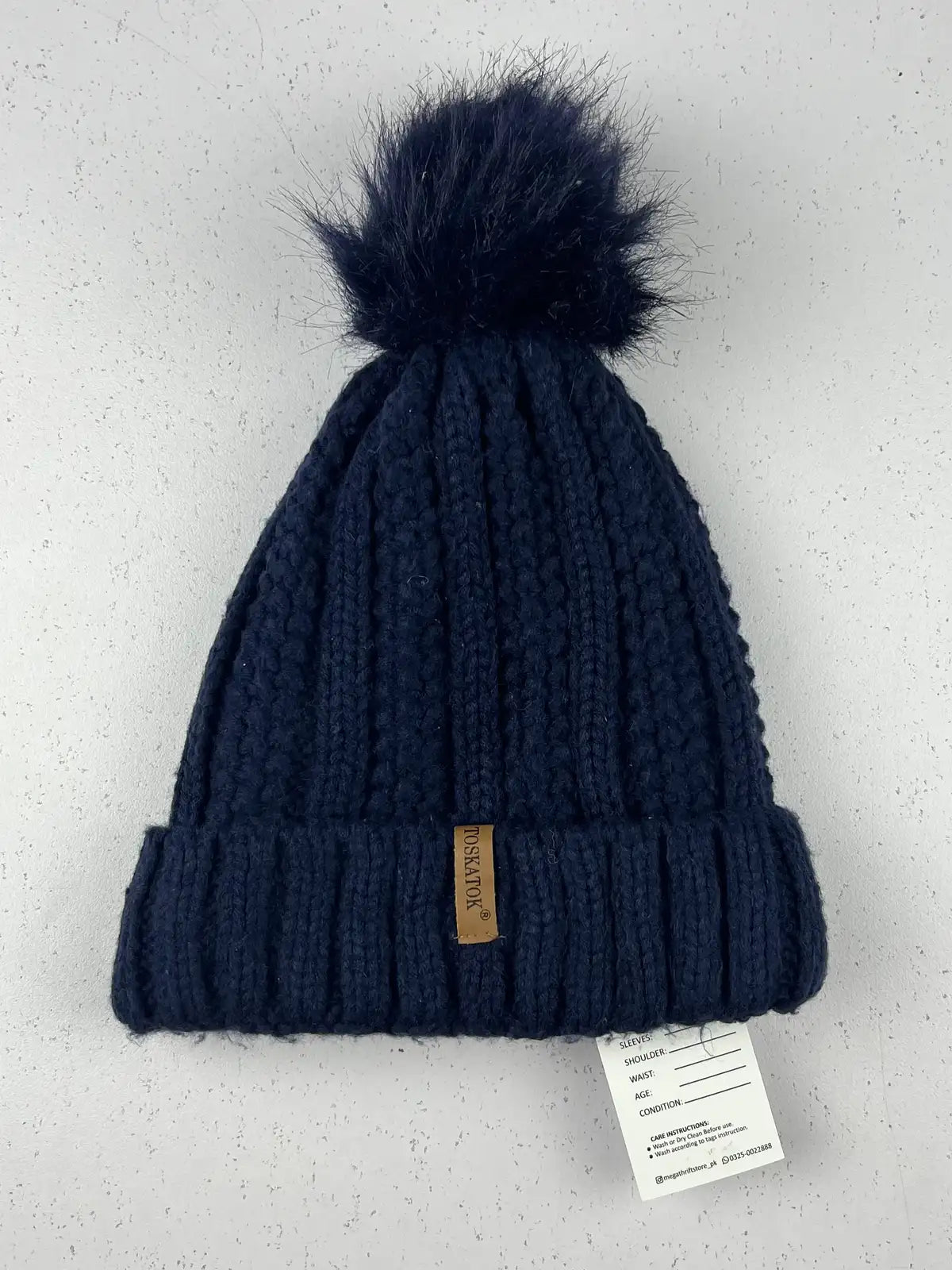 Buy online pre-used pre-loved 100% authentic & Original branded Toskator (C-633) available in Pakistan. Top international brands avilable.