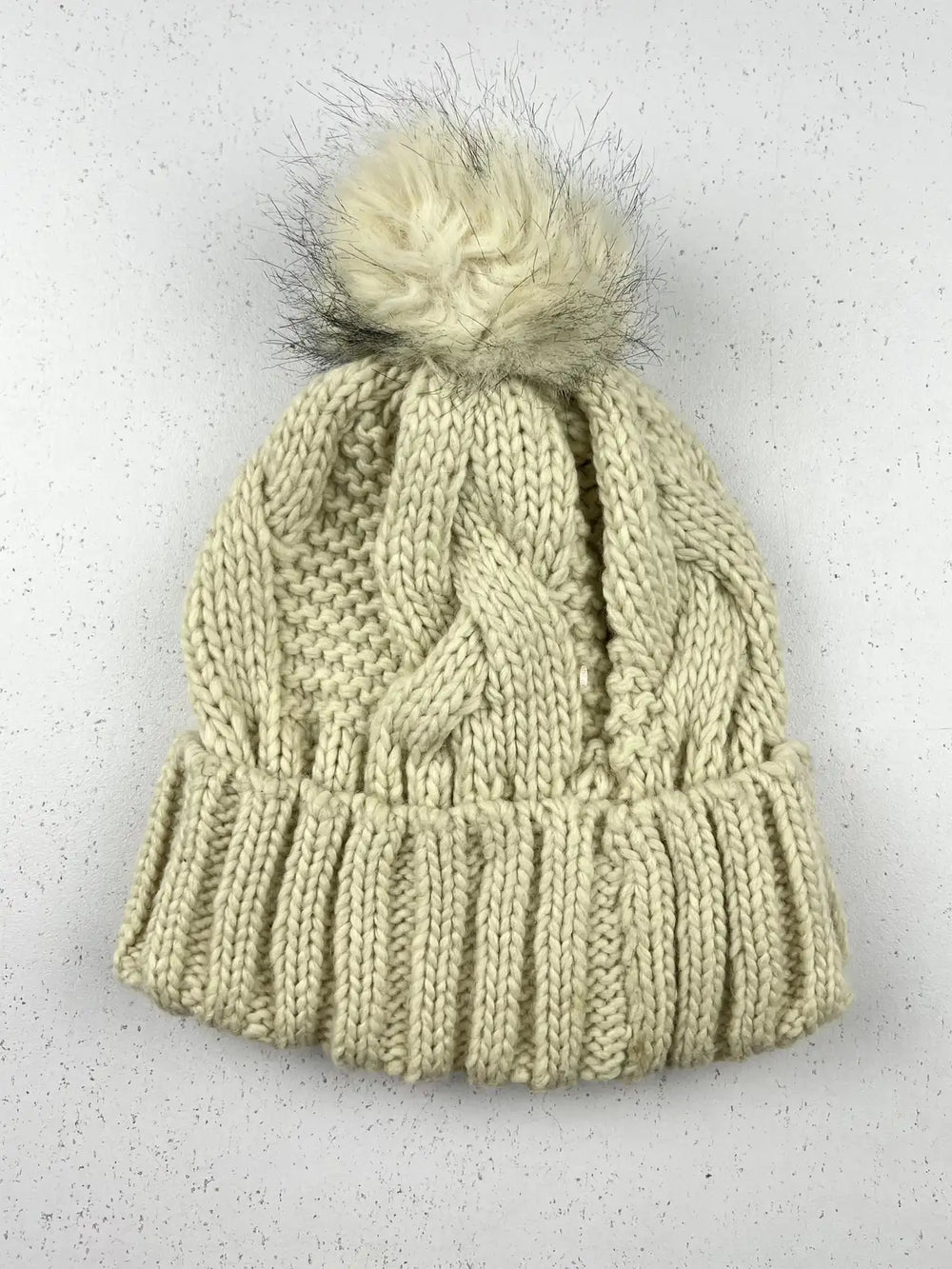 Buy online pre-used pre-loved 100% authentic & Original branded H&M (C-645) available in Pakistan. Top international brands avilable.