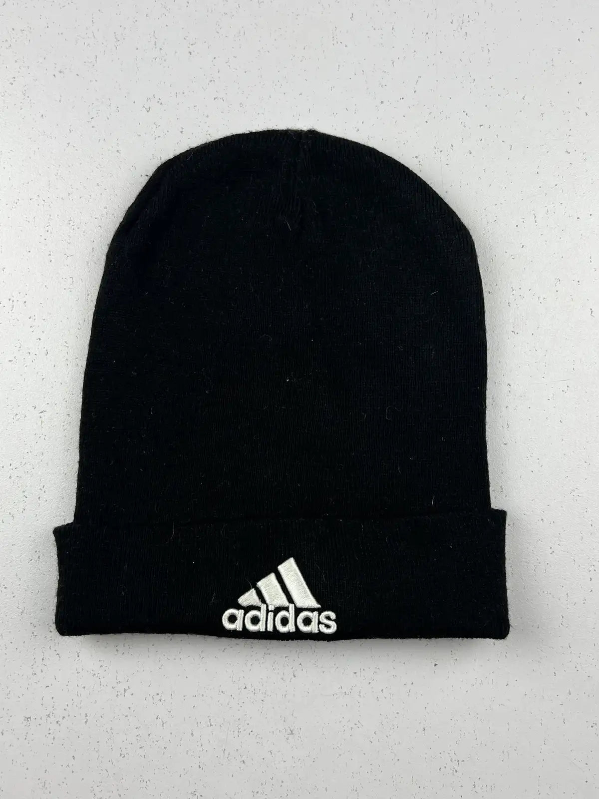 Buy online pre-used pre-loved 100% authentic & Original branded Adidas (C-668) available in Pakistan. Top international brands avilable.