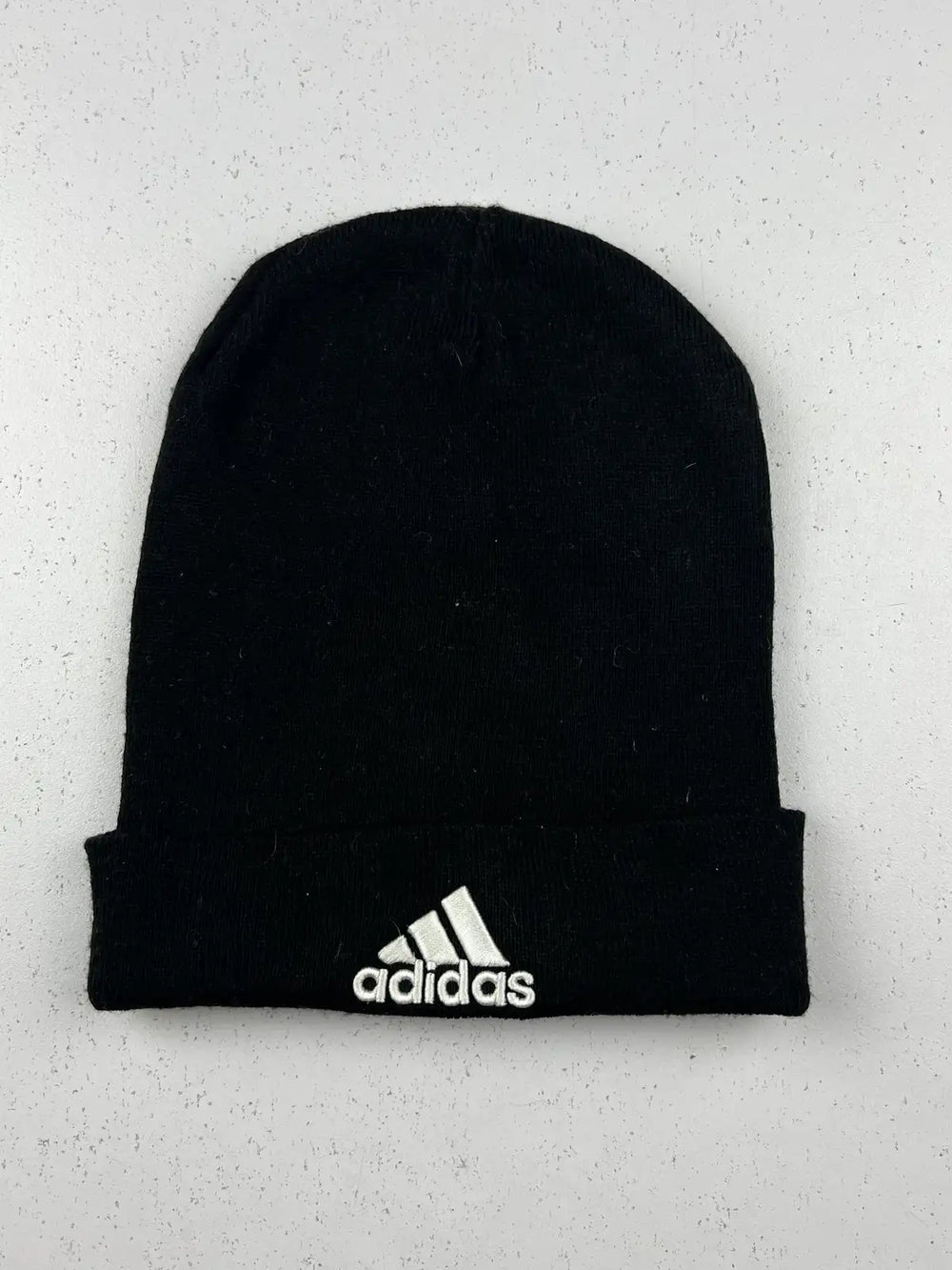 Buy online pre-used pre-loved 100% authentic & Original branded Adidas (C-668) available in Pakistan. Top international brands avilable.