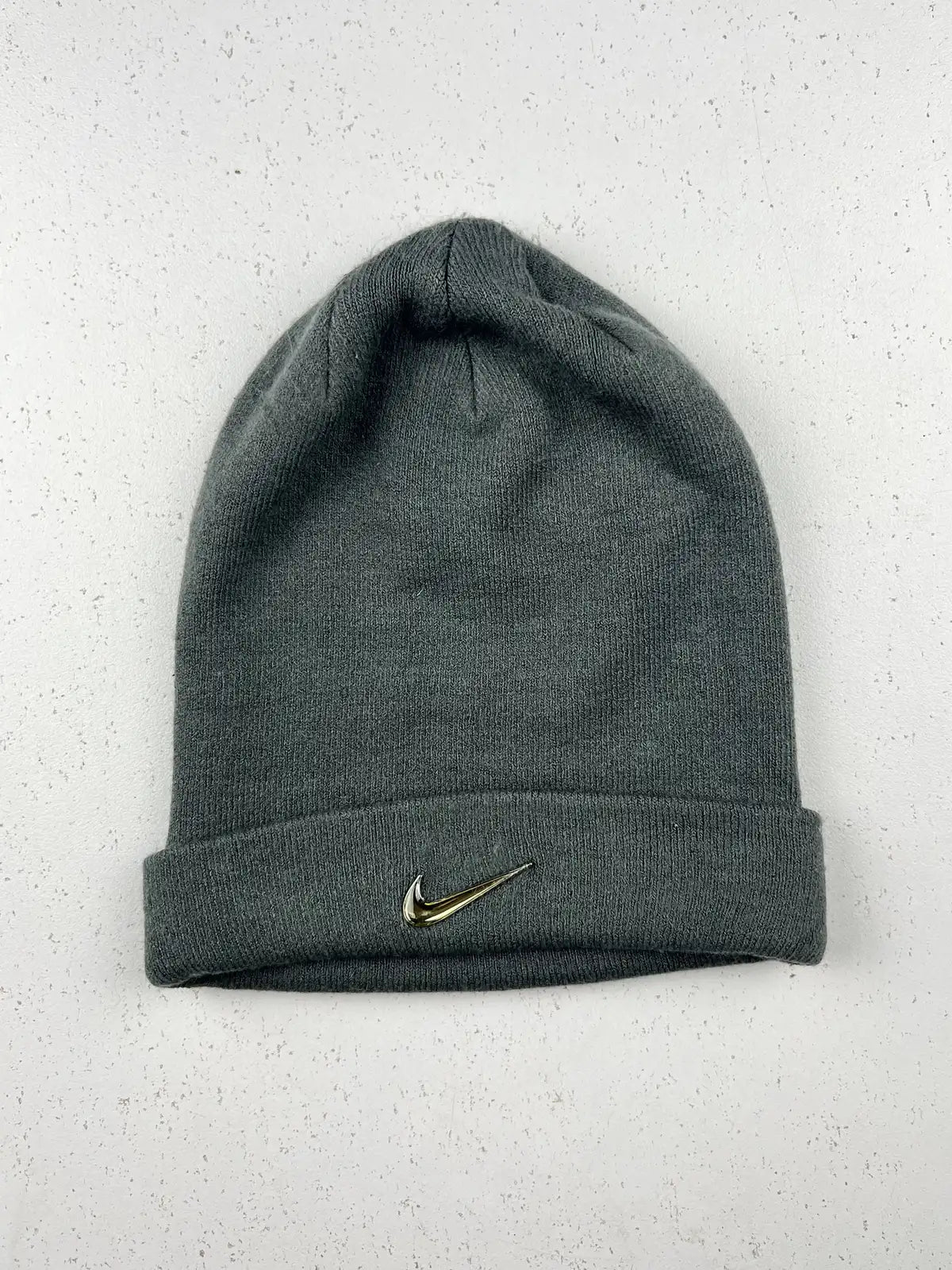 Buy online pre-used pre-loved 100% authentic & Original branded Nike (C-673) available in Pakistan. Top international brands avilable.