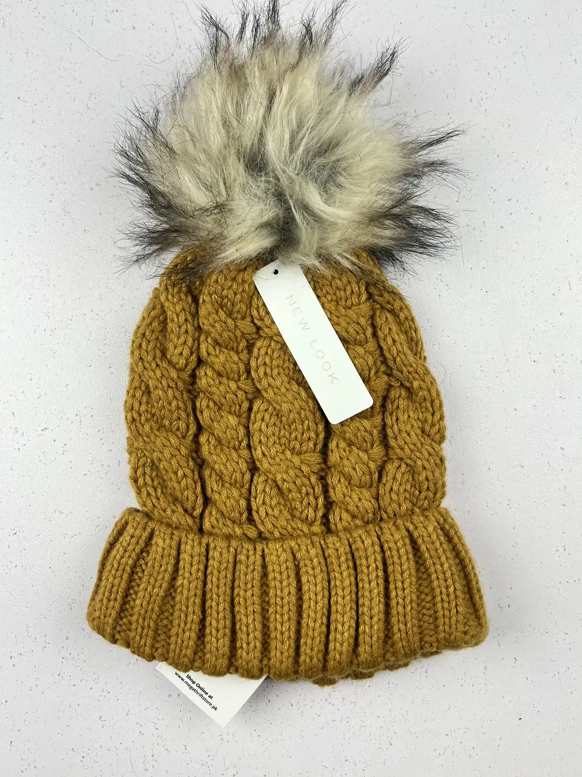 Buy online pre-used pre-loved 100% authentic & Original branded New Look (C-691) available in Pakistan. Top international brands avilable.