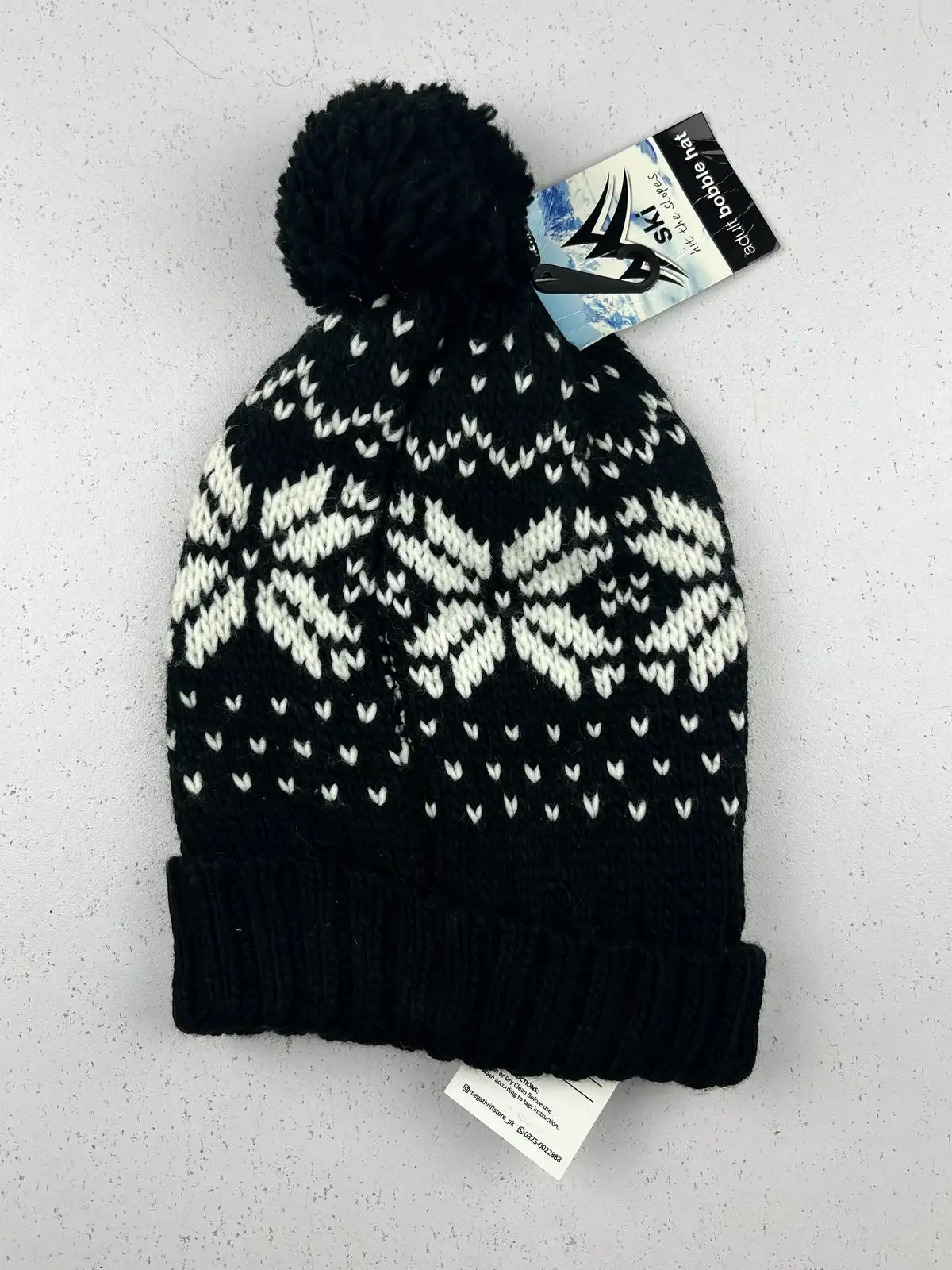 Buy online pre-used pre-loved 100% authentic & Original branded Ski Hit The Slopes (C-697) available in Pakistan. Top international brands avilable.