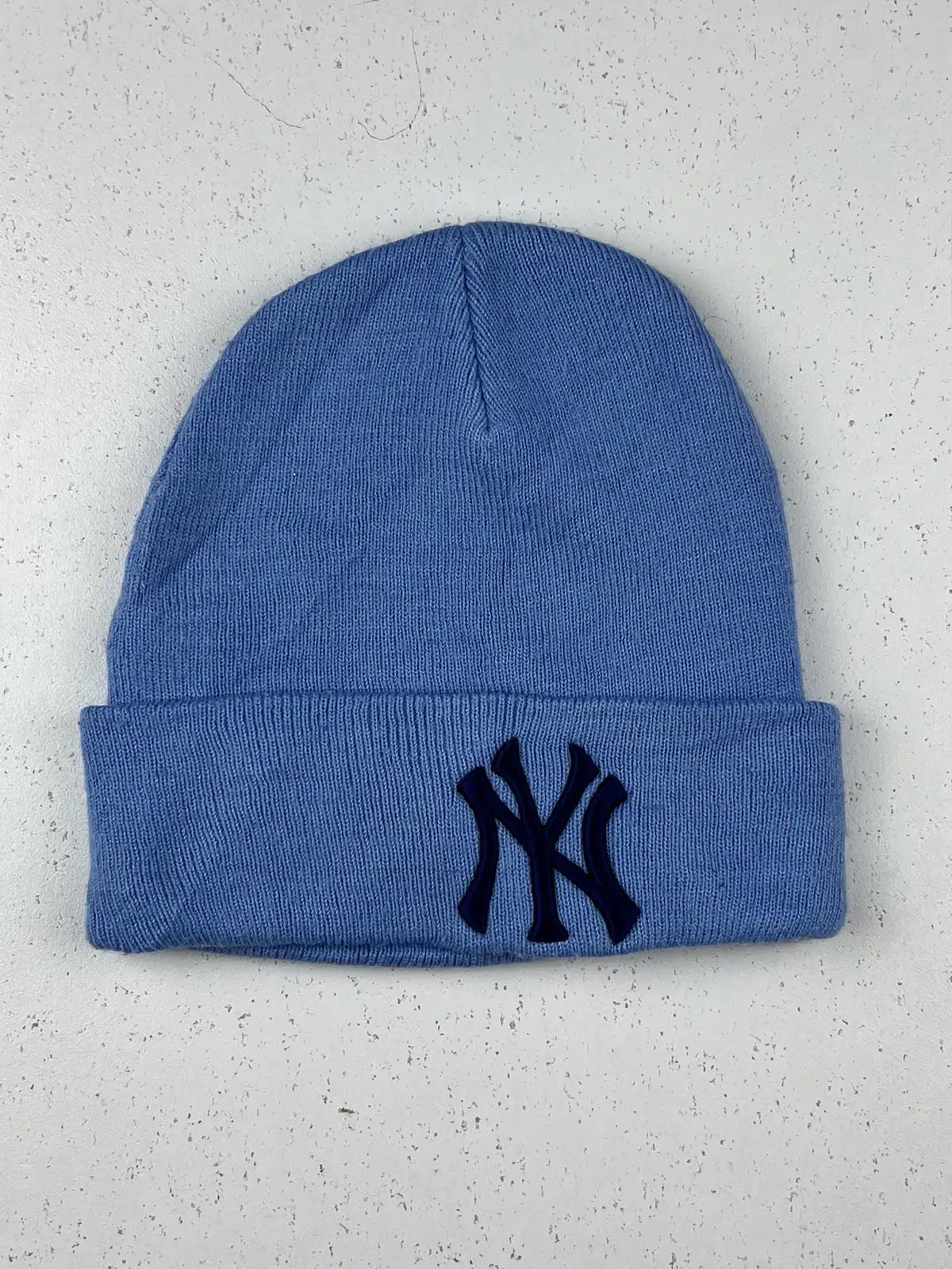 Buy online pre-used pre-loved 100% authentic & Original branded New York (C-750) available in Pakistan. Top international brands avilable.