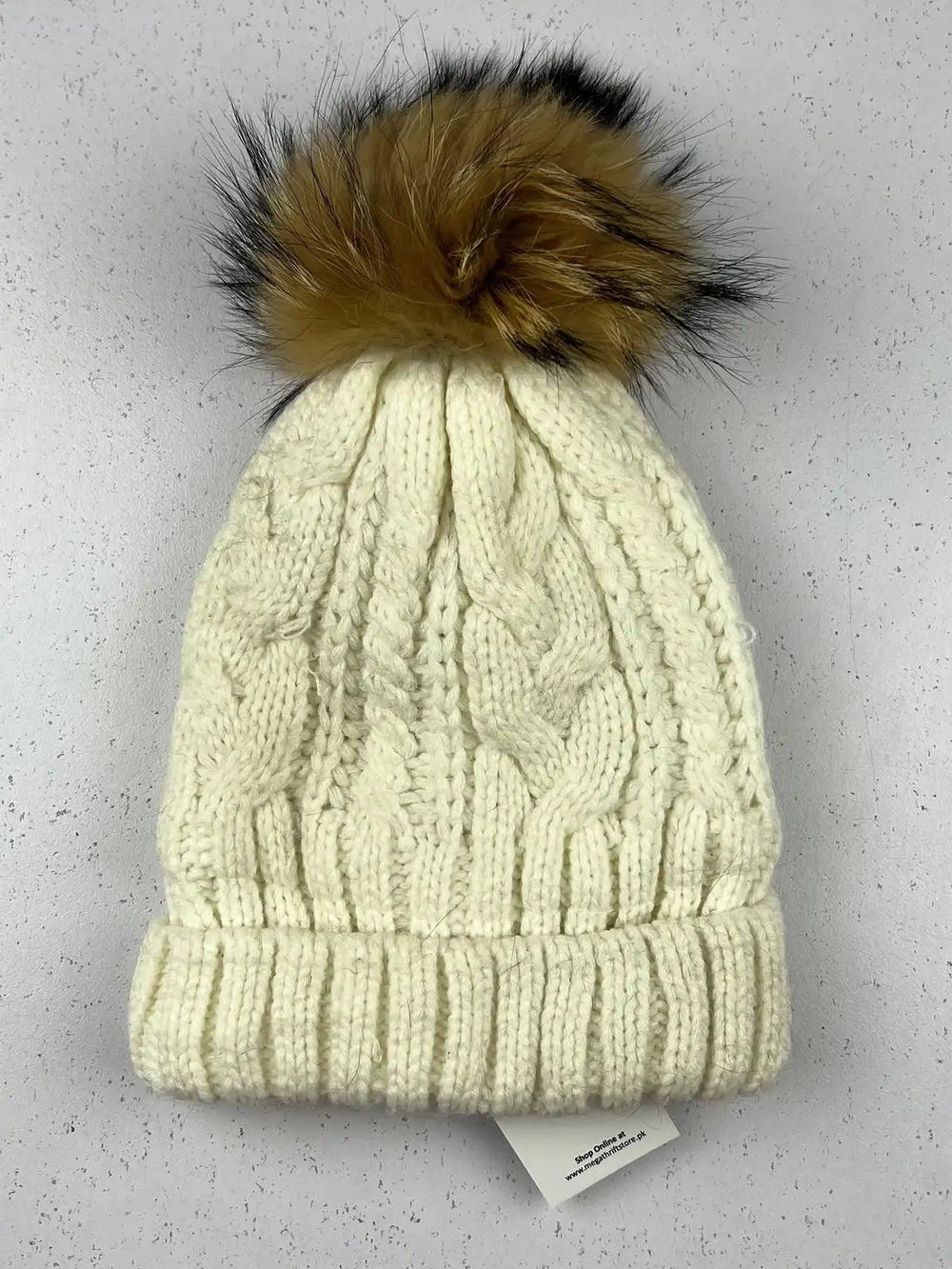 Buy online pre-used pre-loved 100% authentic & Original branded Unknown Brand (C-759) available in Pakistan. Top international brands avilable.