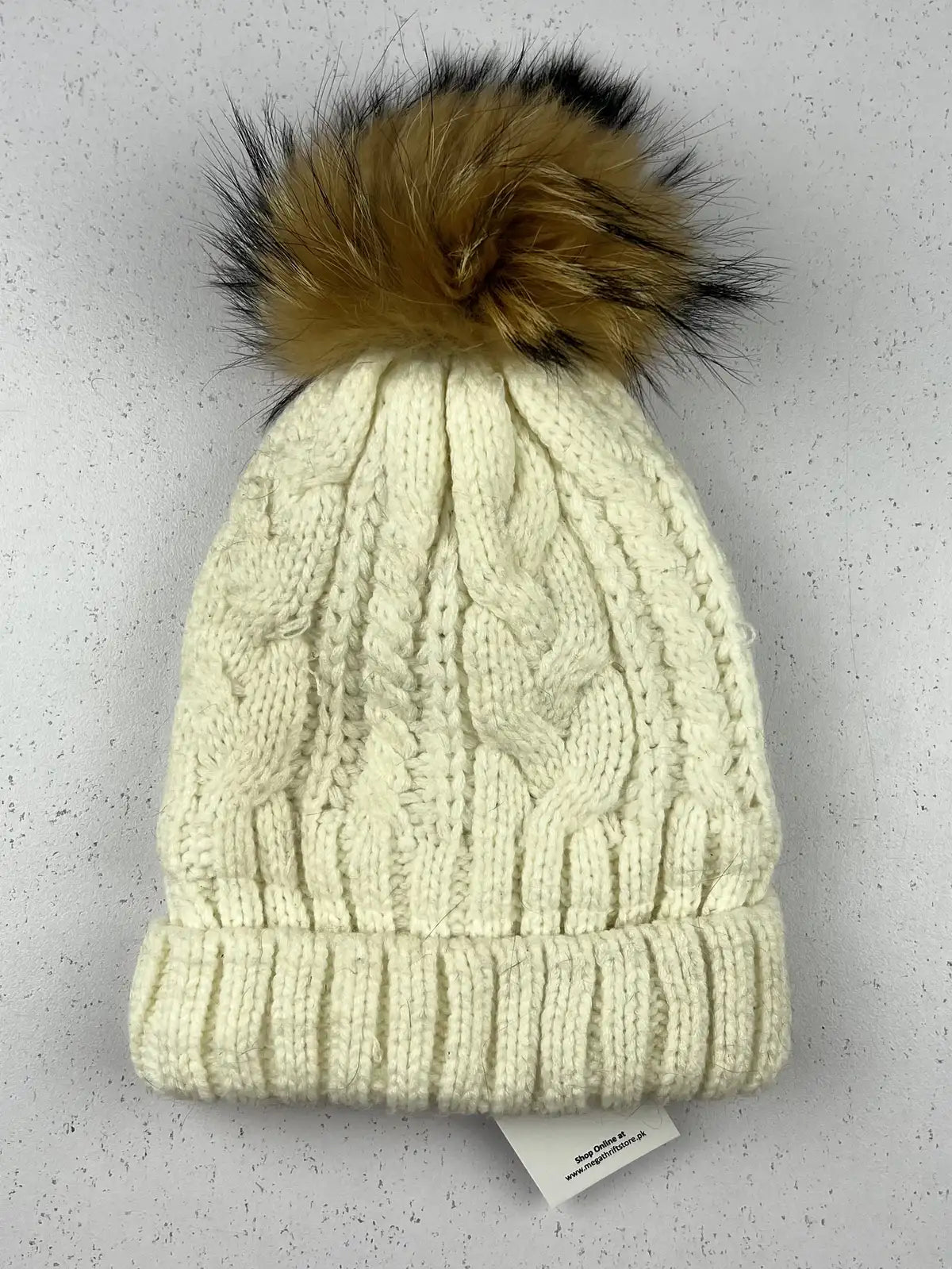 Buy online pre-used pre-loved 100% authentic & Original branded Unknown Brand (C-759) available in Pakistan. Top international brands avilable.