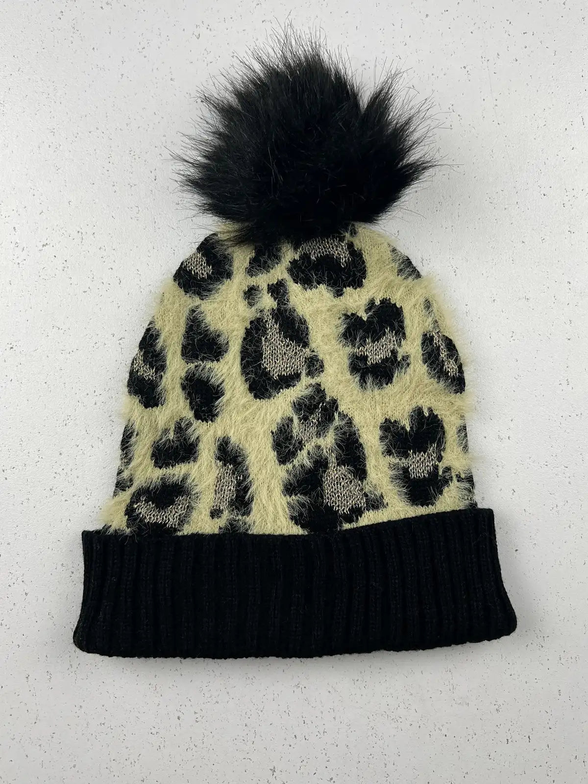 Buy online pre-used pre-loved 100% authentic & Original branded George (C-772) available in Pakistan. Top international brands avilable.