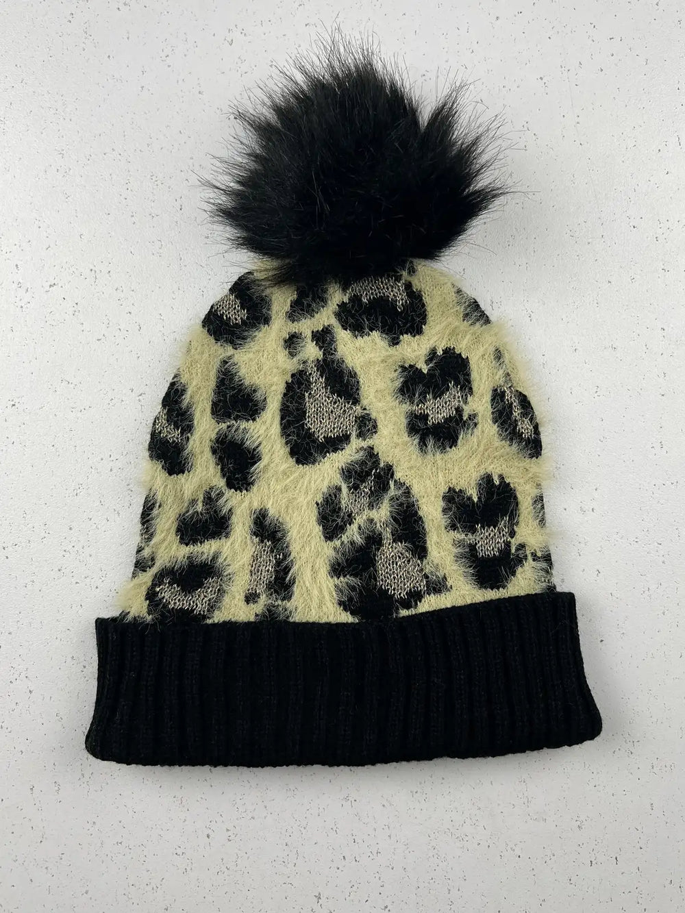 Buy online pre-used pre-loved 100% authentic & Original branded George (C-772) available in Pakistan. Top international brands avilable.