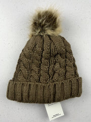 Buy online pre-used pre-loved 100% authentic & Original branded Unknown Brand (C-786) available in Pakistan. Top international brands avilable.