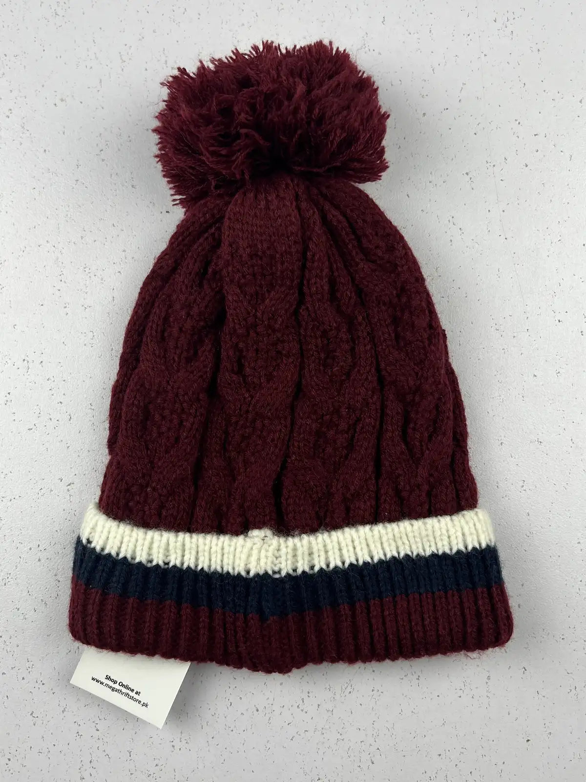 Buy online pre-used pre-loved 100% authentic & Original branded Unknown Brand (C-792) available in Pakistan. Top international brands avilable.