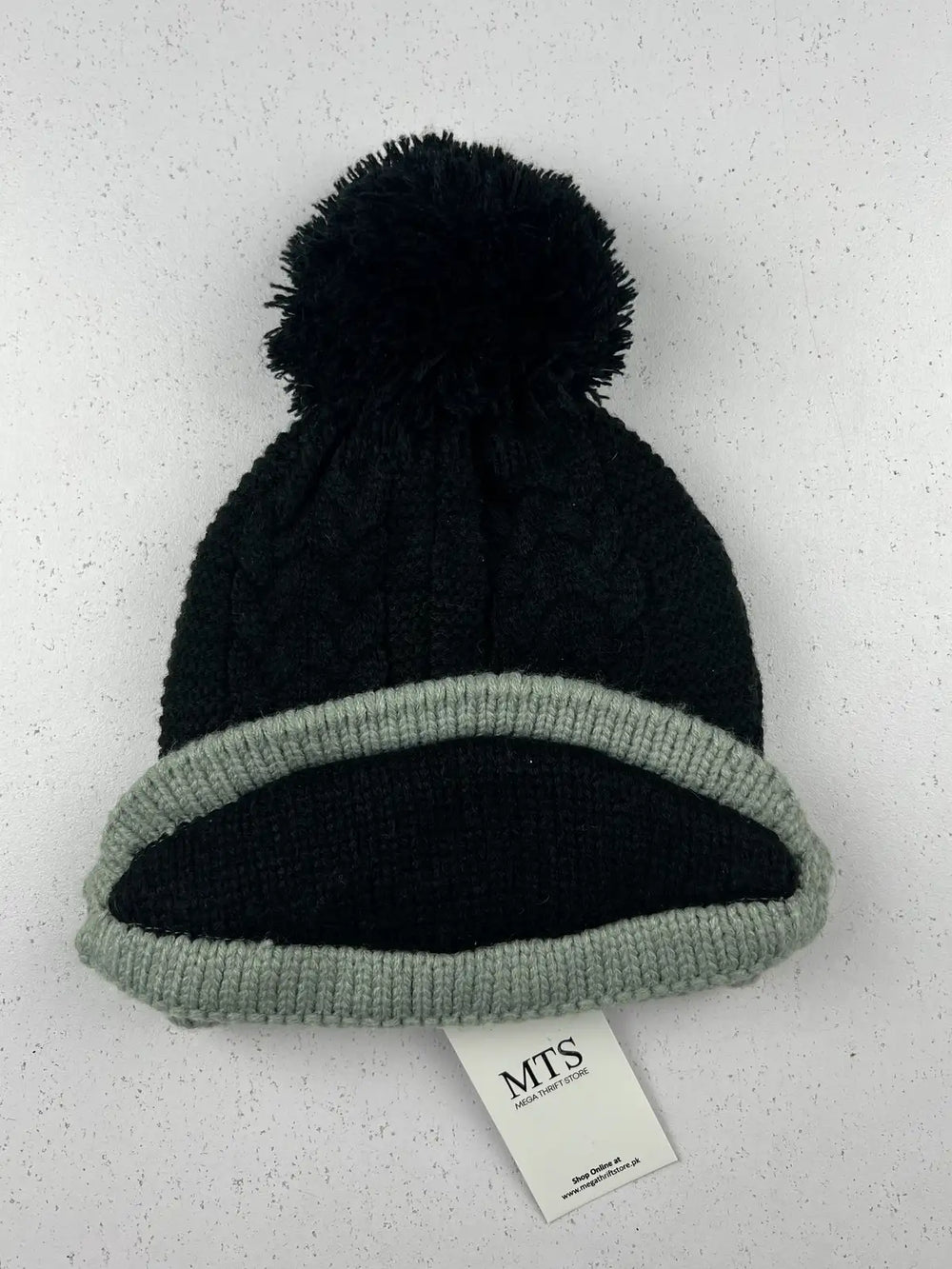 Buy online pre-used pre-loved 100% authentic & Original branded Unknown Brand (C-797) available in Pakistan. Top international brands avilable.