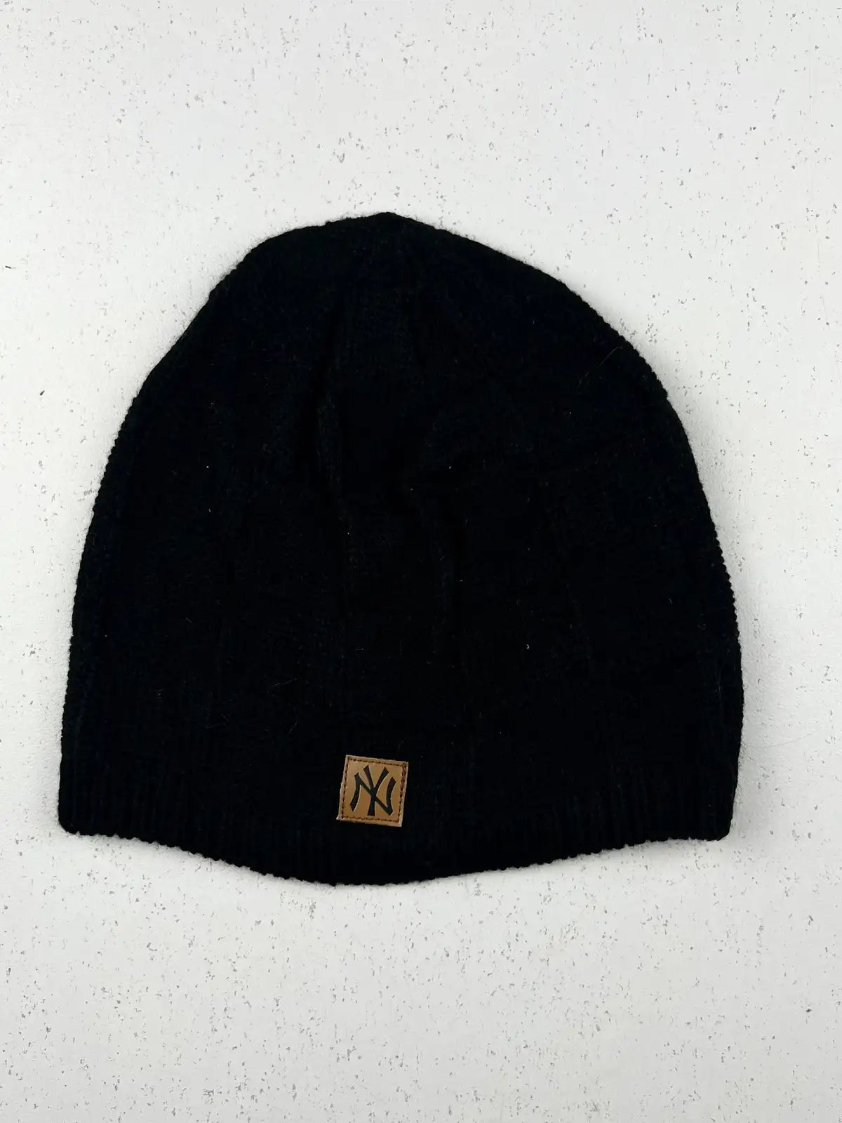 Buy online pre-used pre-loved 100% authentic & Original branded New York (C-818) available in Pakistan. Top international brands avilable.