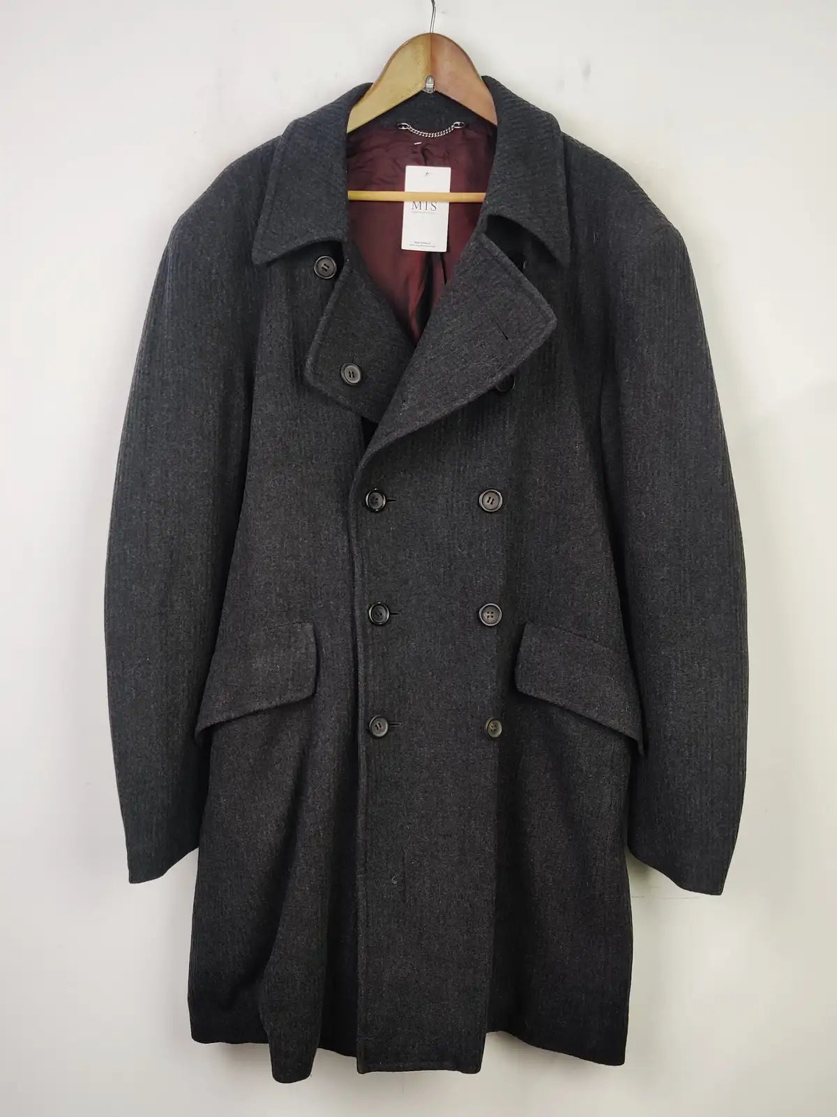 Buy online pre-used pre-loved 100% authentic & Original branded Nicole Farhi (CB-105) available in Pakistan. Top international brands avilable.
