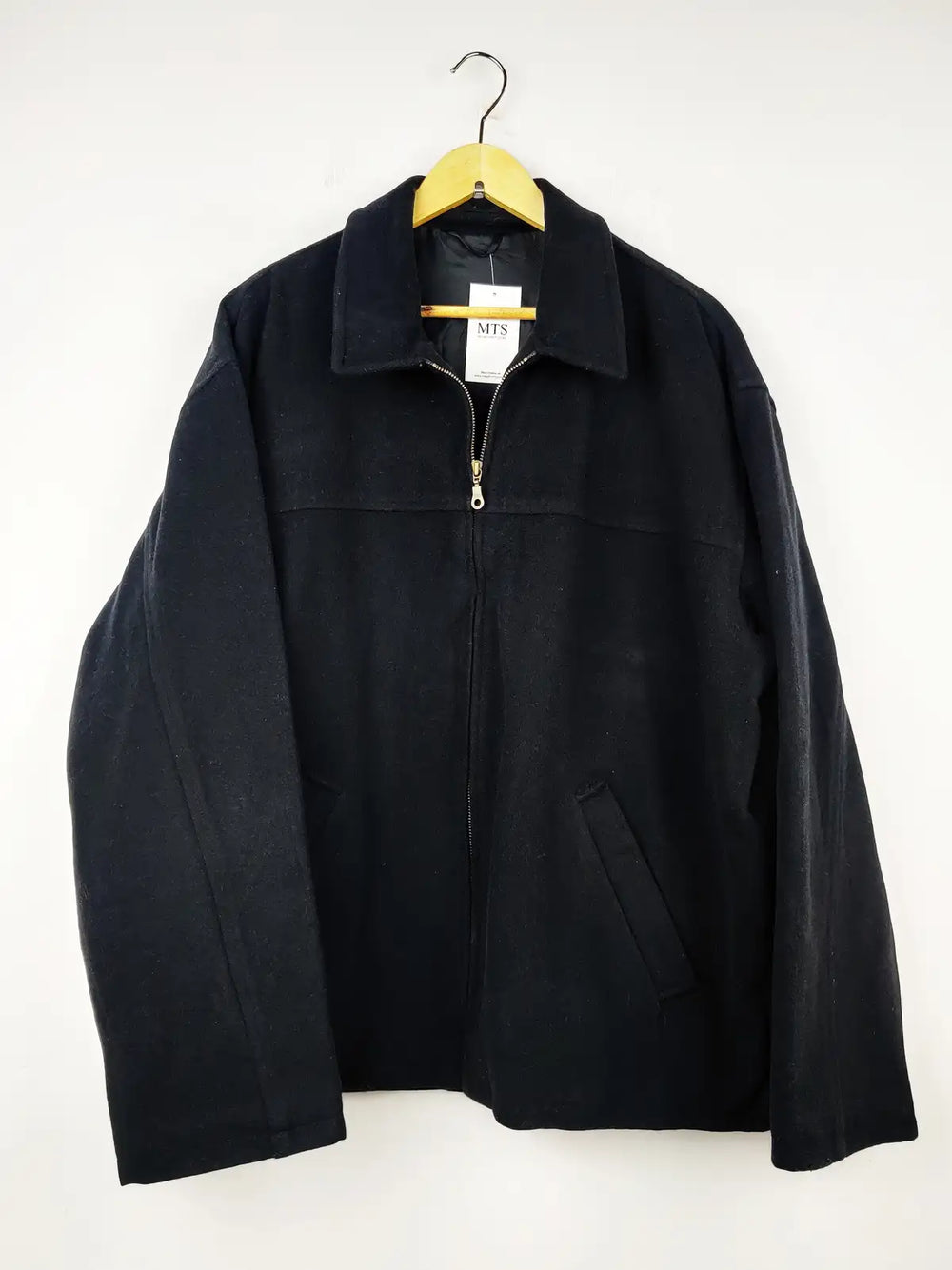 Buy online pre-used pre-loved 100% authentic & Original branded Bhs (CB-117) available in Pakistan. Top international brands avilable.