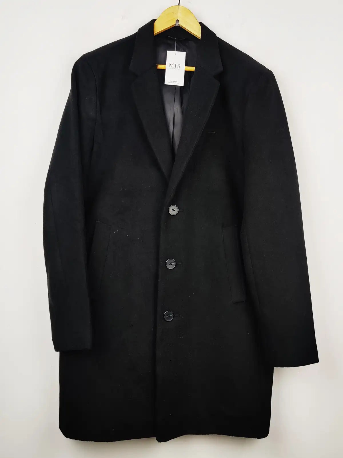 Buy online pre-used pre-loved 100% authentic & Original branded Primark (CB-157) available in Pakistan. Top international brands avilable.