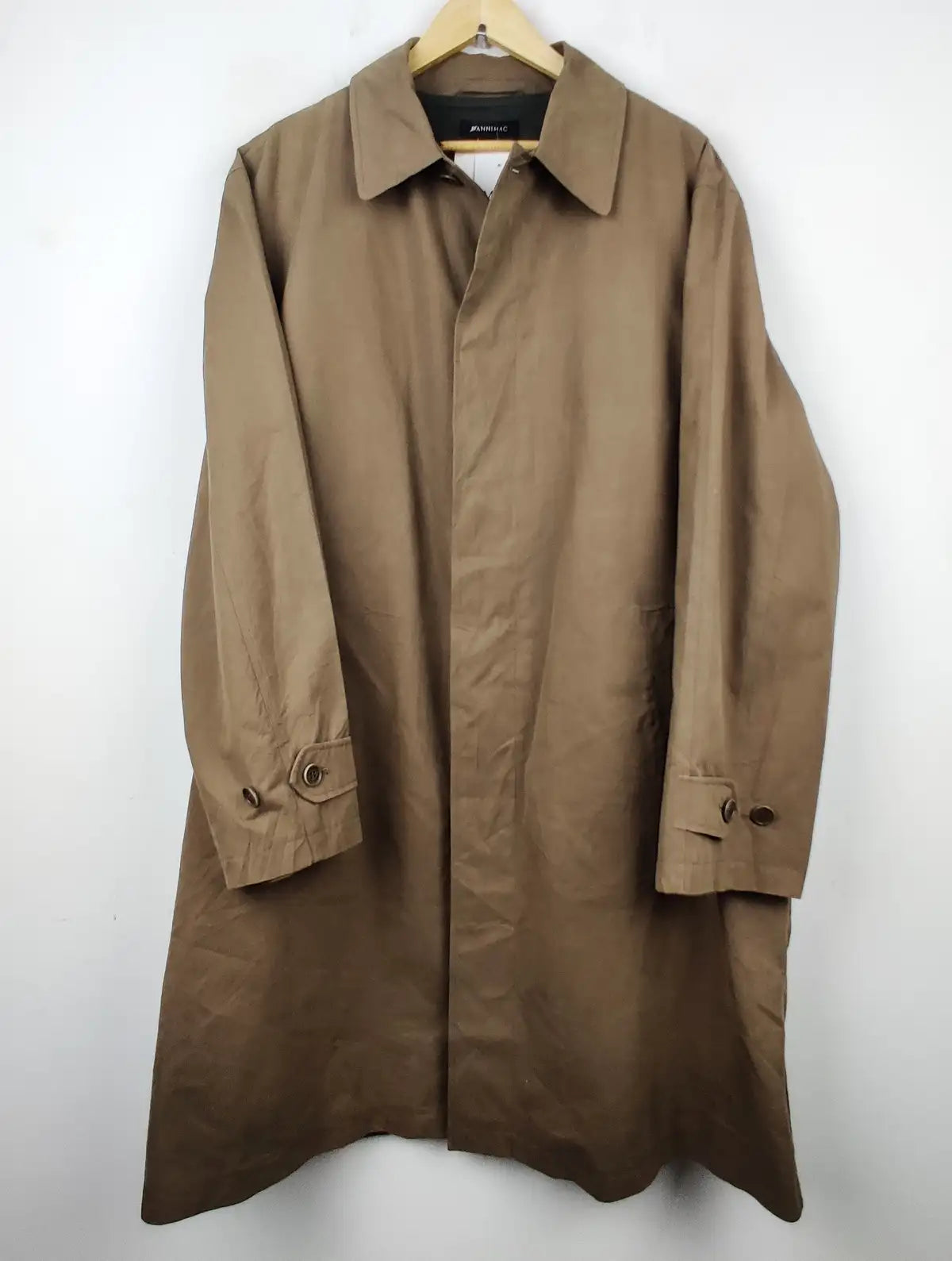 Buy online pre-used pre-loved 100% authentic & Original branded Dannimac (CB-176) available in Pakistan. Top international brands avilable.