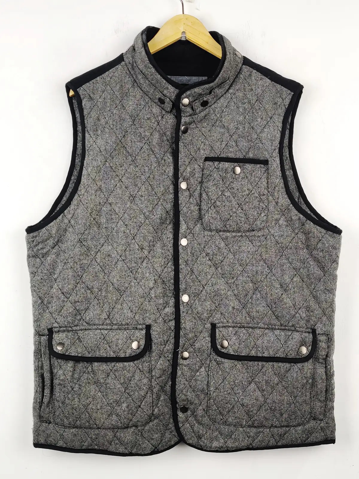 Buy online pre-used pre-loved 100% authentic & Original branded River Island (CB-256) available in Pakistan. Top international brands avilable.