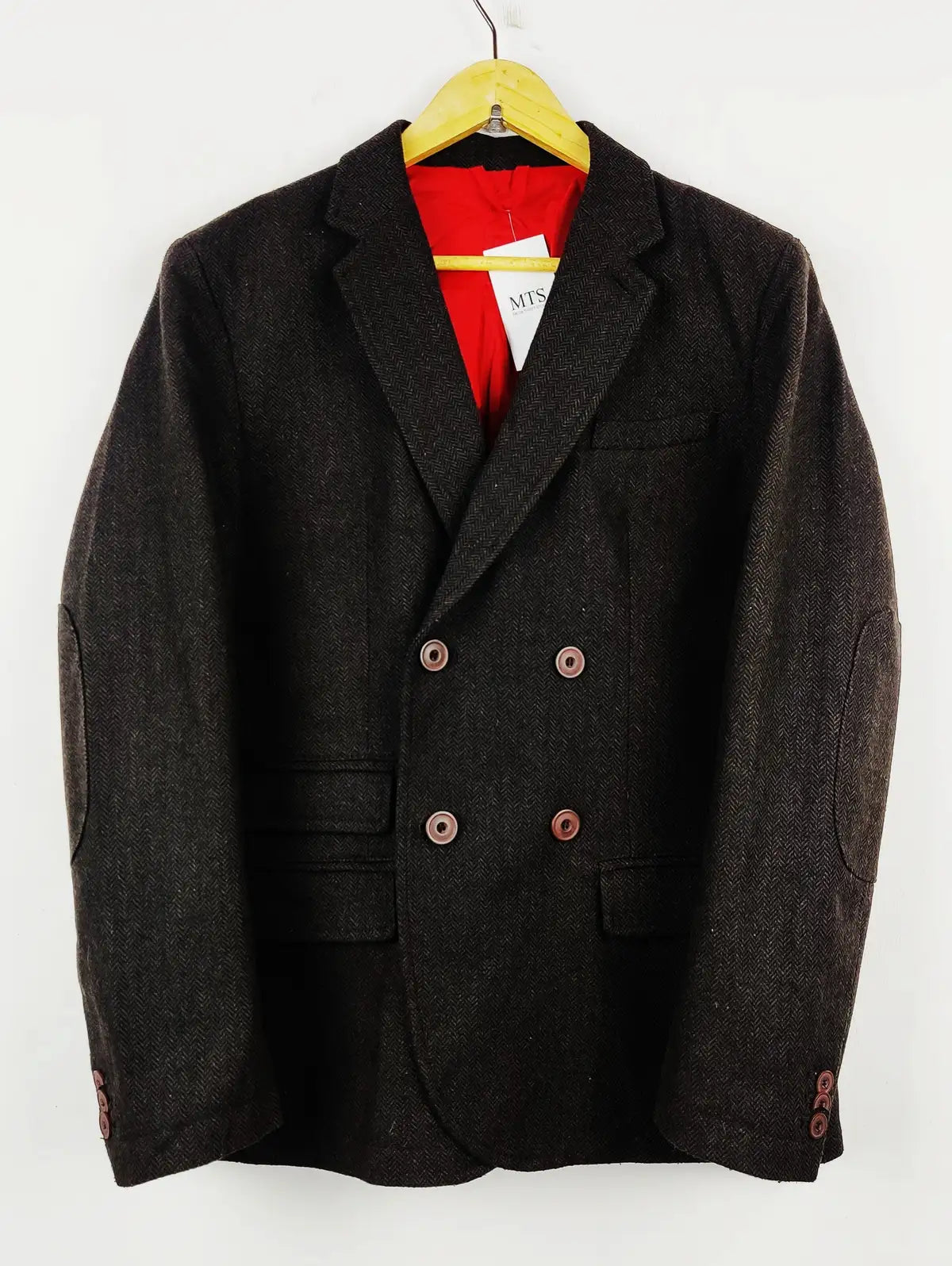 Buy online pre-used pre-loved 100% authentic & Original branded B&W (CB-265) available in Pakistan. Top international brands avilable.