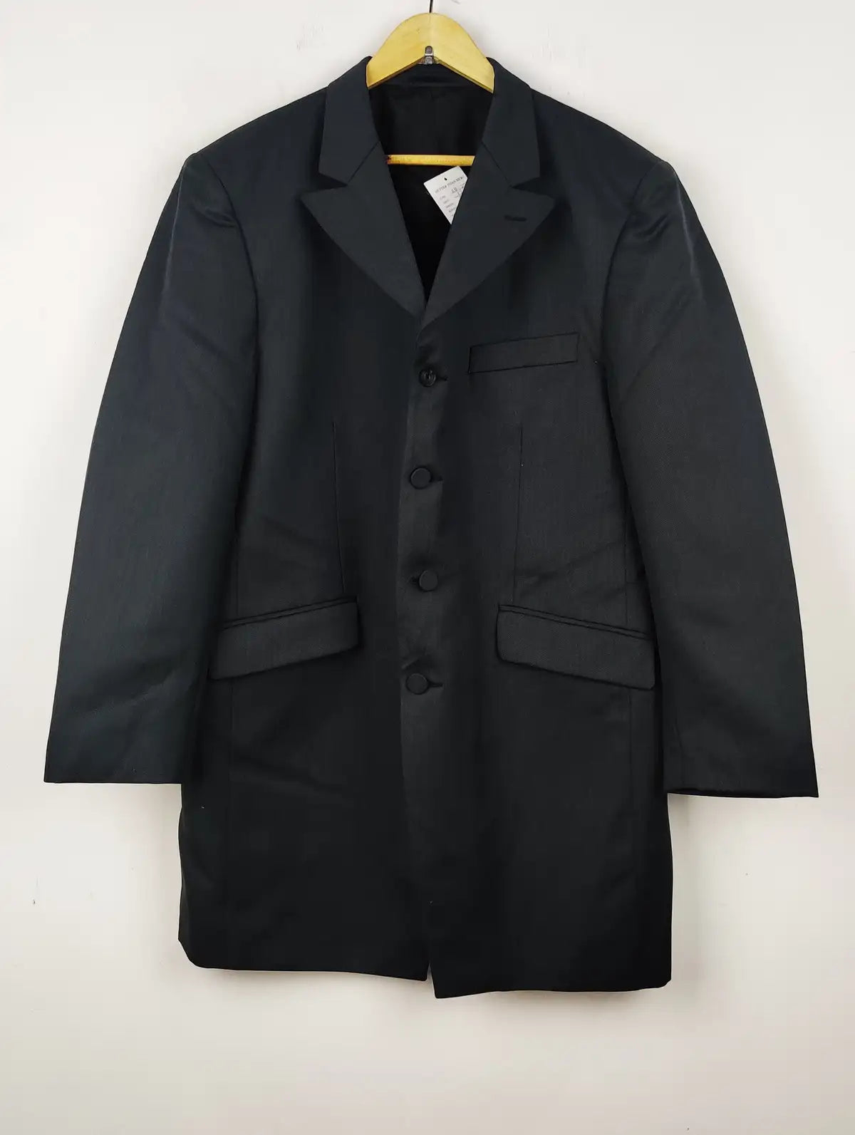 Buy online pre-used pre-loved 100% authentic & Original branded Torre (CB-293) available in Pakistan. Top international brands avilable.
