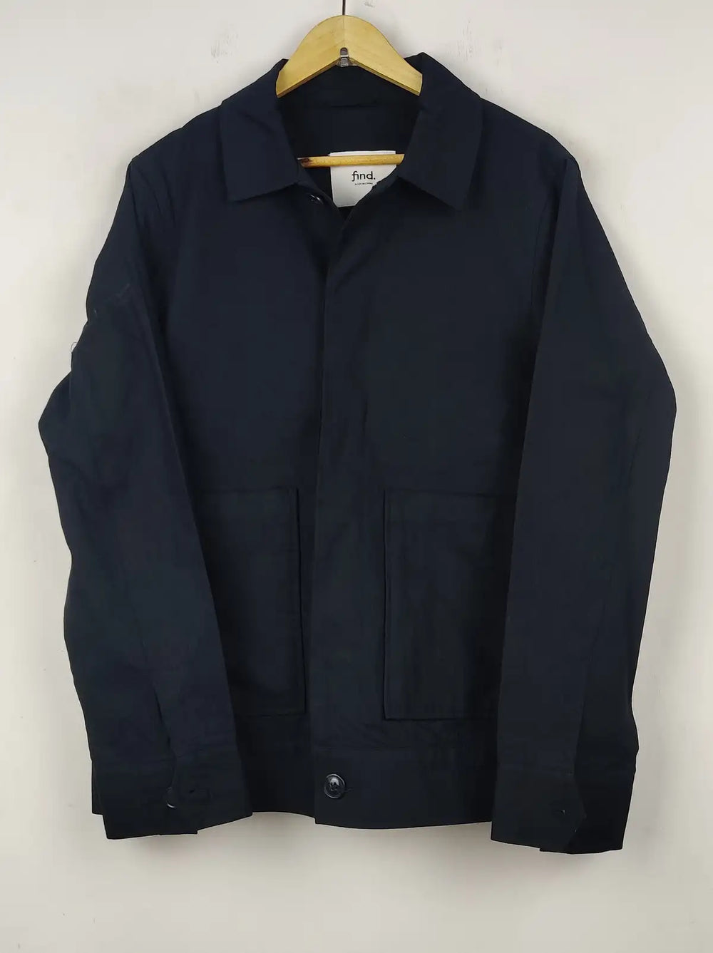 Buy online pre-used pre-loved 100% authentic & Original branded Fine (CB-299) available in Pakistan. Top international brands avilable.