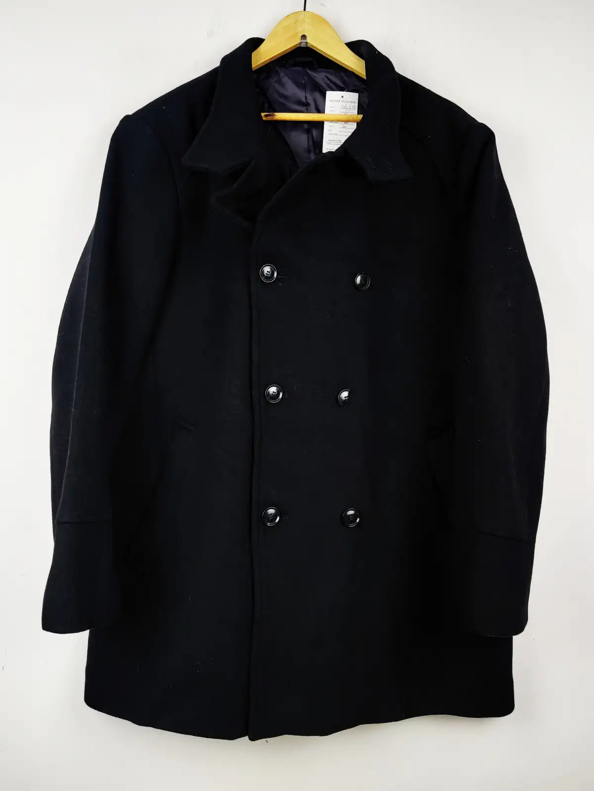 Buy online pre-used pre-loved 100% authentic & Original branded Unknown Brand (CB-323) available in Pakistan. Top international brands avilable.