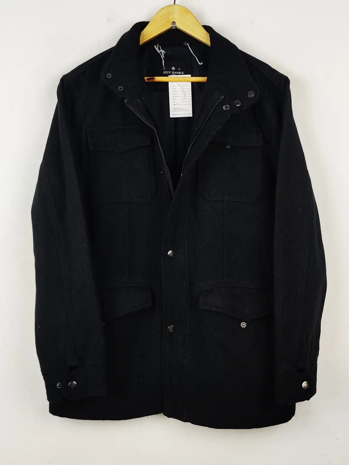 Buy online pre-used pre-loved 100% authentic & Original branded Jeff Banks (CB-327) available in Pakistan. Top international brands avilable.