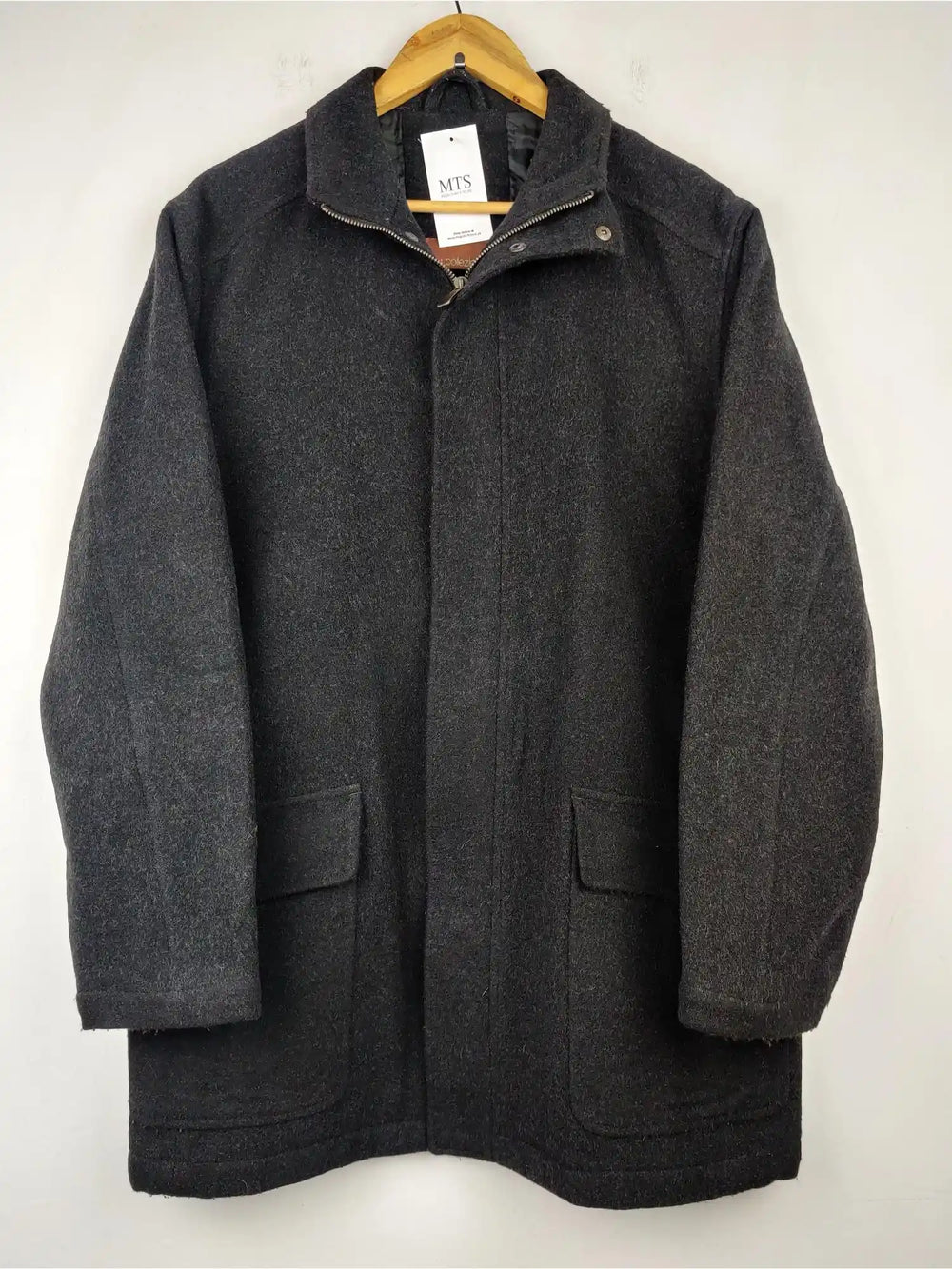 Buy online pre-used pre-loved 100% authentic & Original branded Marks & Spencer (CB-32) available in Pakistan. Top international brands avilable.