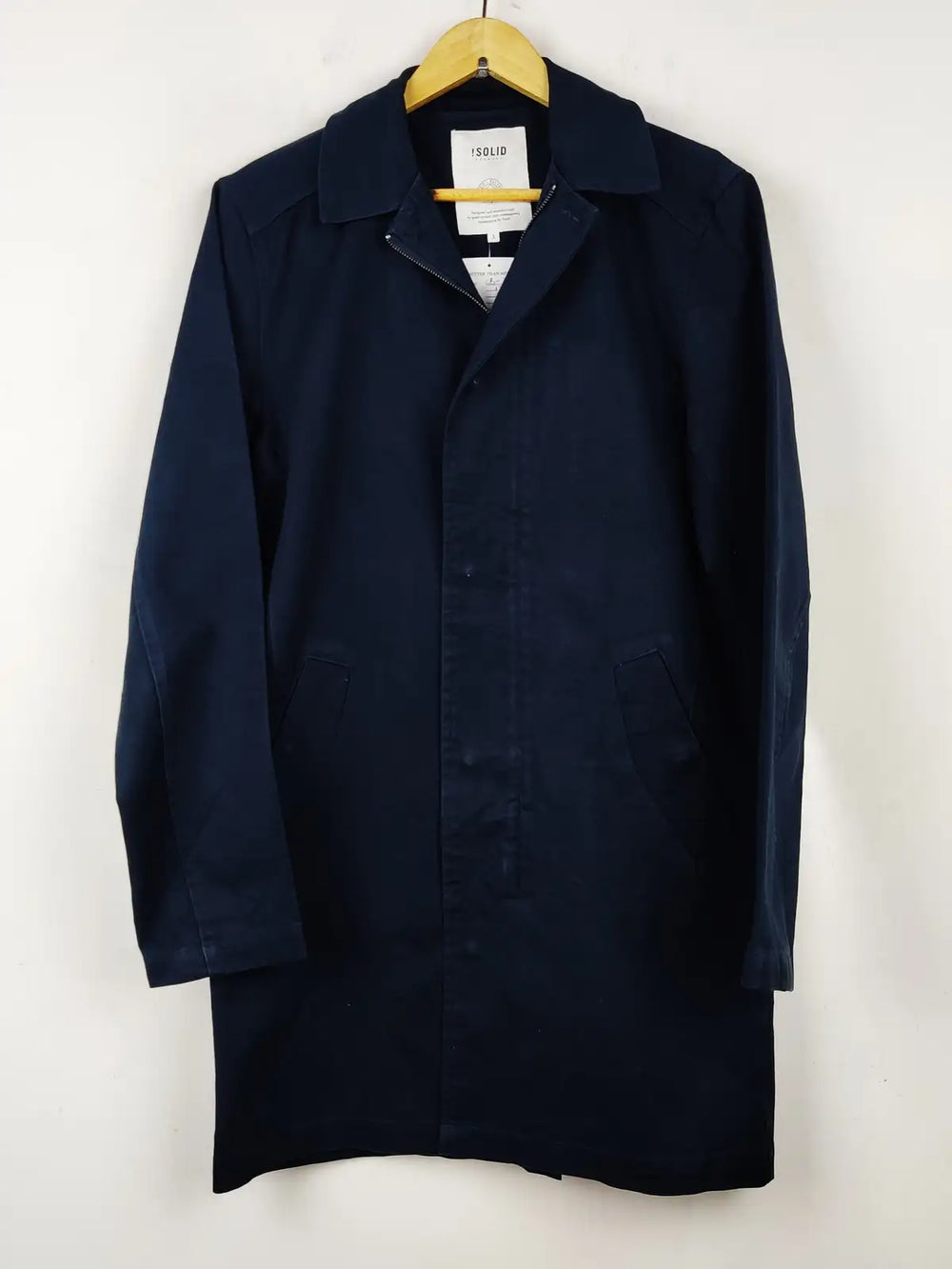 Buy online pre-used pre-loved 100% authentic & Original branded Solid (CB-331) available in Pakistan. Top international brands avilable.