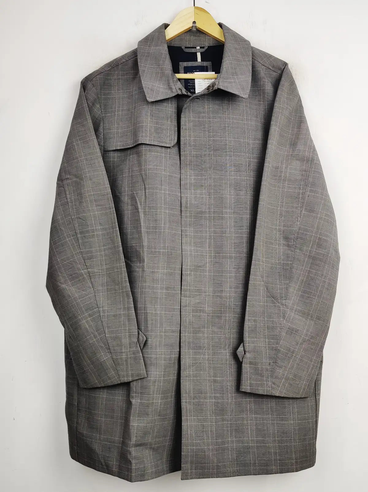 Buy online pre-used pre-loved 100% authentic & Original branded Hammond Co (CB-339) available in Pakistan. Top international brands avilable.